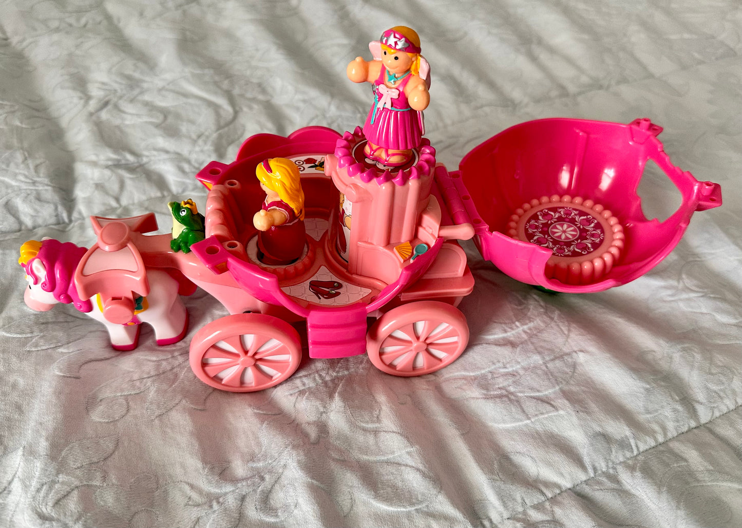 Seller #114 - Lakeshore Princess Carriage