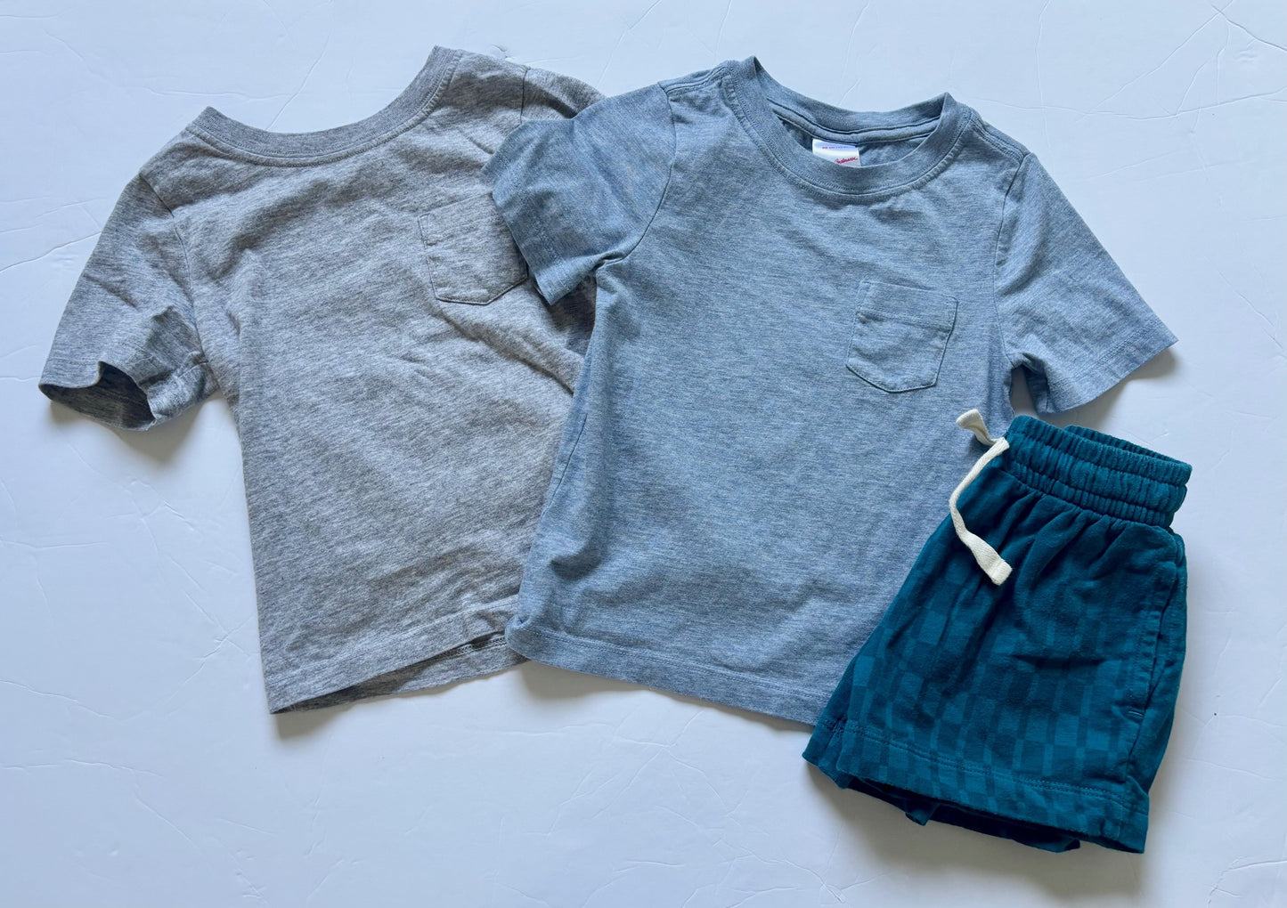 #43 Hanna Andersson Tees and Shorts Boys 3T EUC