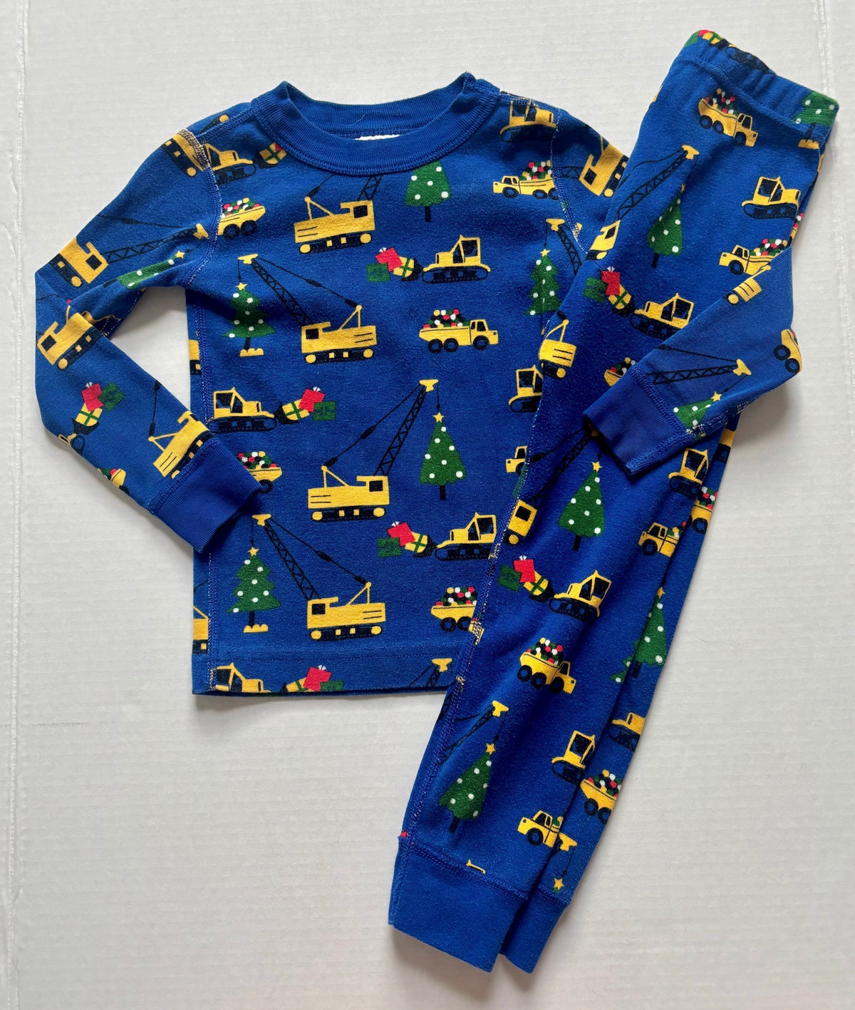 #154 Hanna Andersson Holiday Pajamas Boys 4 EUC