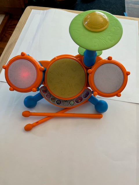 #36 Vtech Drum set