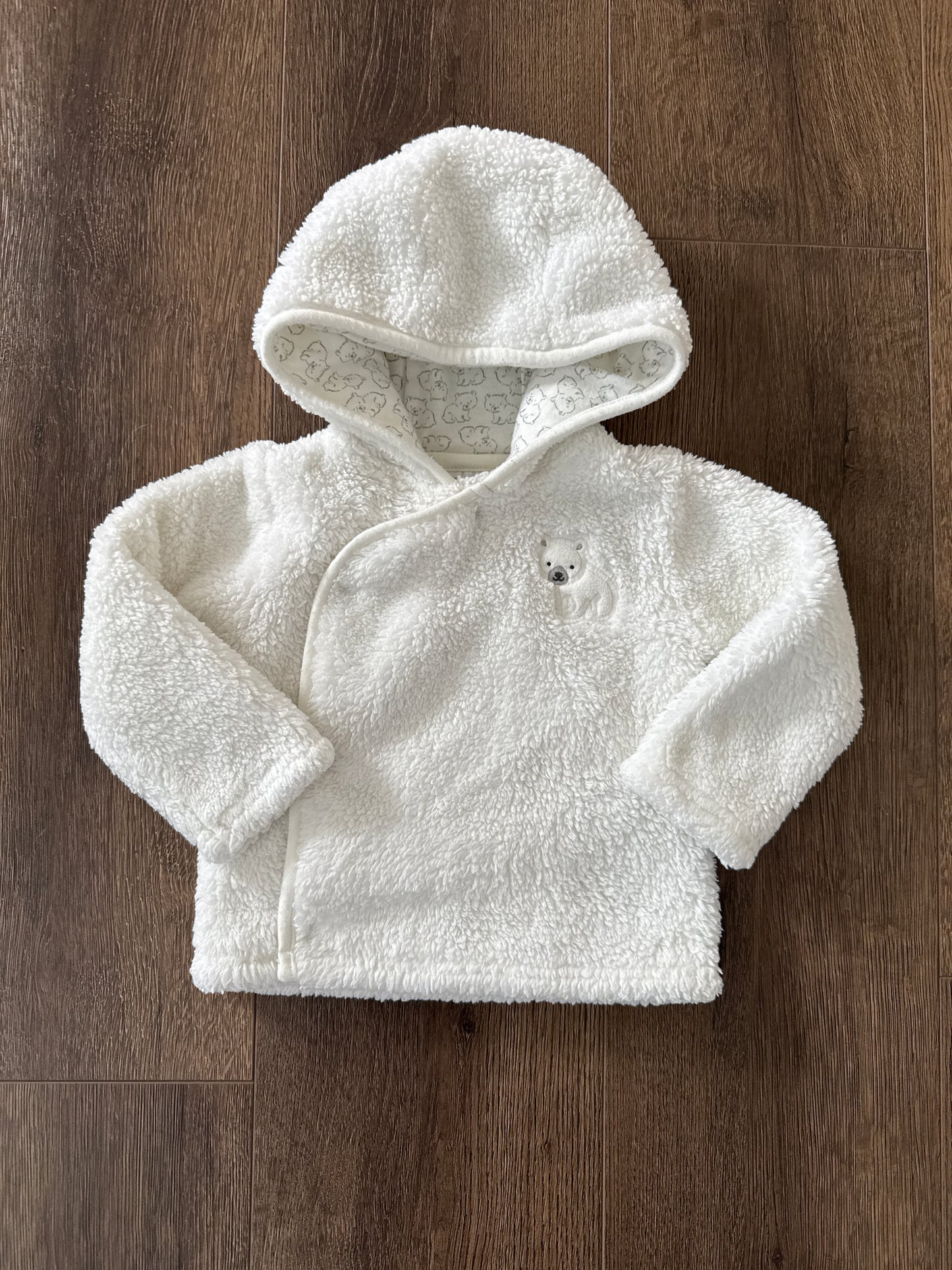 #173-polar bear fleece jacket size 9-12m