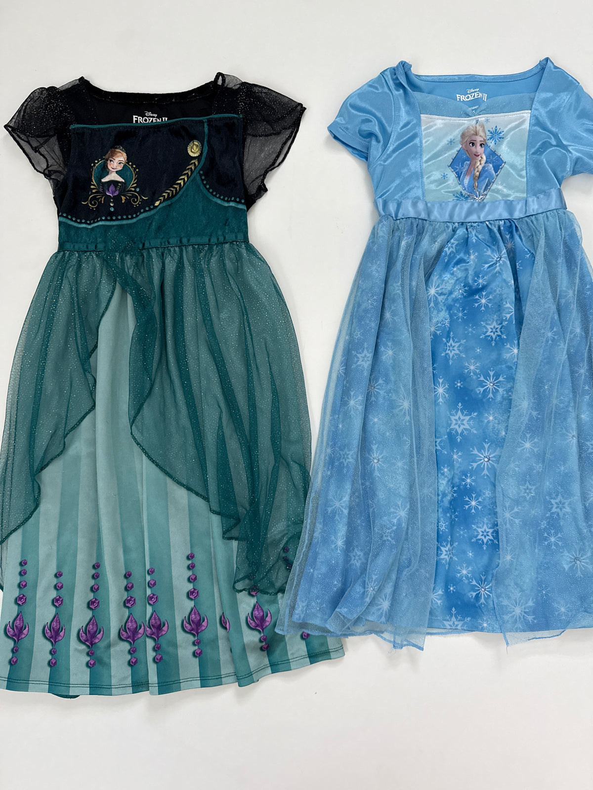 #64 Disney Frozen Nightgown Set Size 5