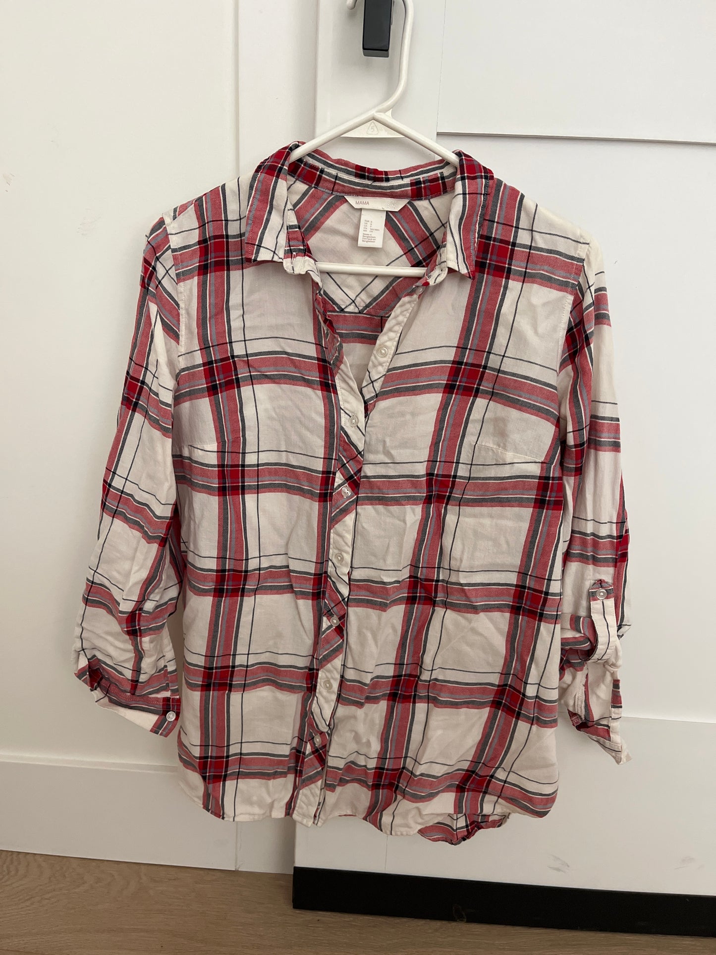 #110 H&M Women's size Small Plaid Maternity Long Sleeve Shirt
