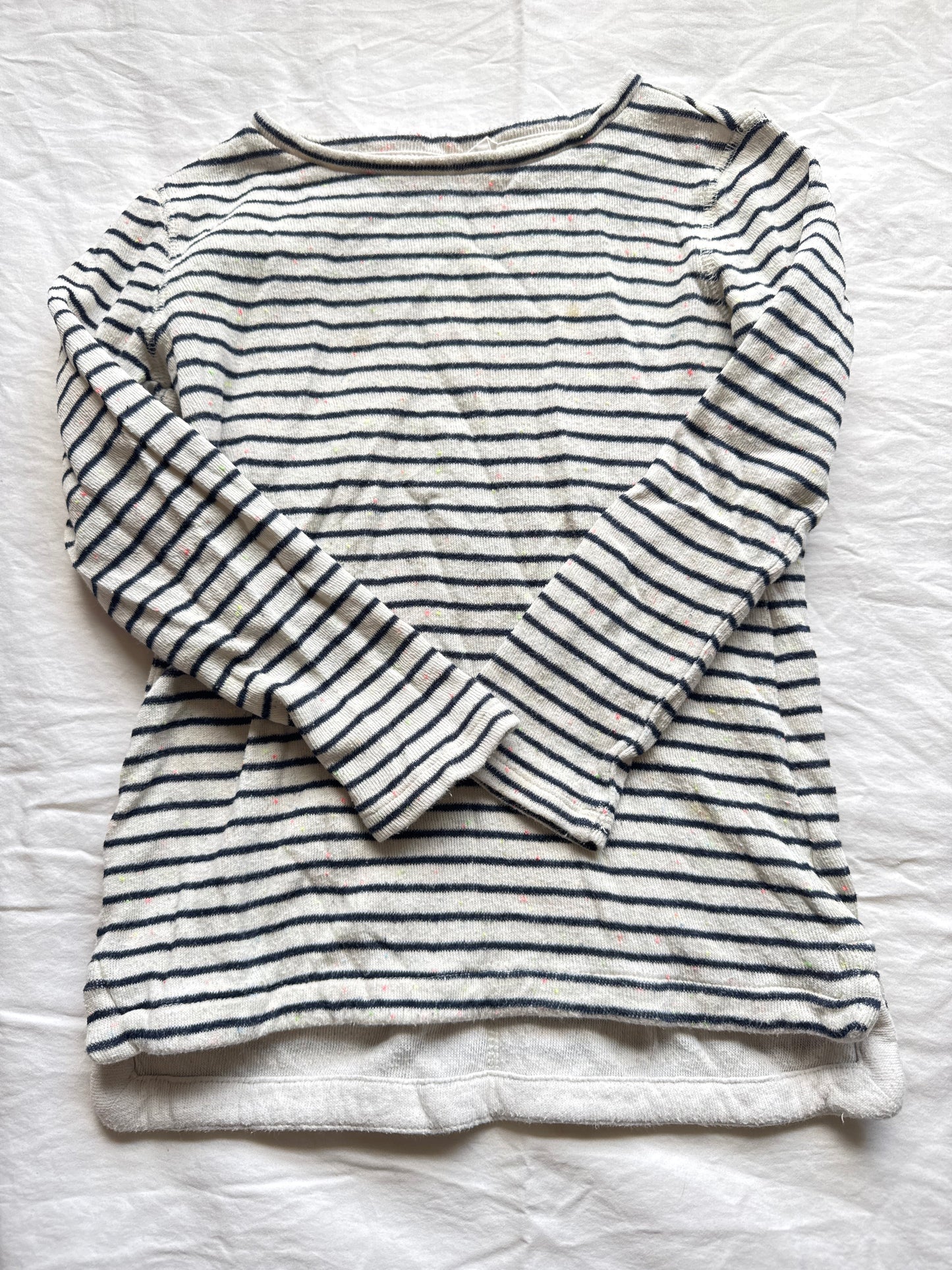 Seller 161, GUC size 4 baby gap shirt