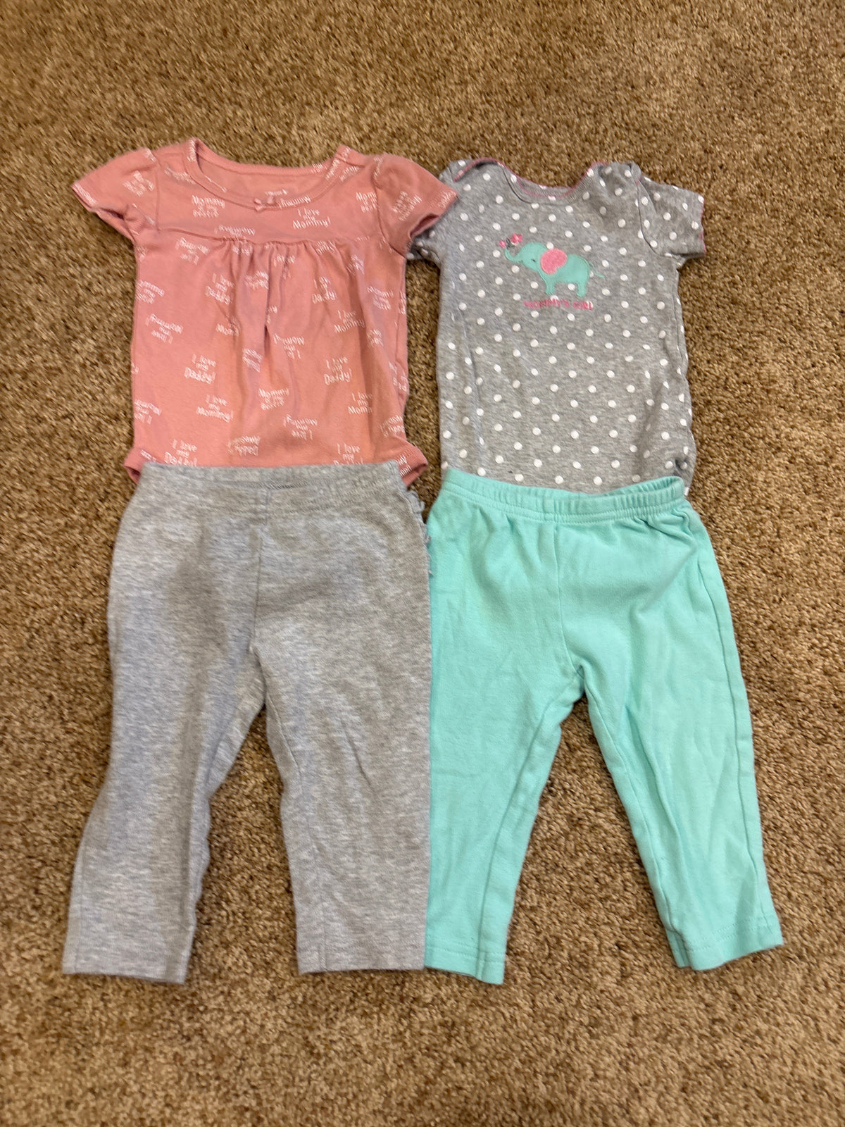 #47 girls 9mo bundle, Carter’s