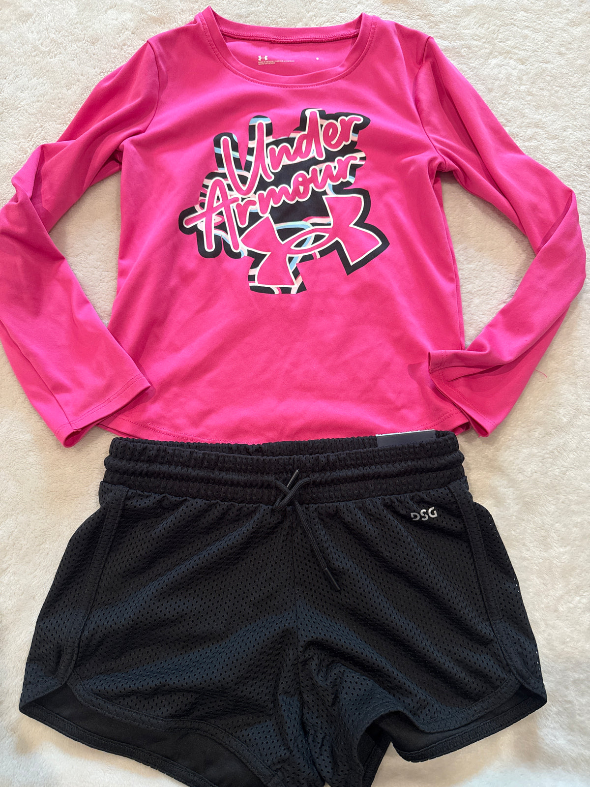 #81 Girls 6 UA and DSG (shirt euc shirts nwt)