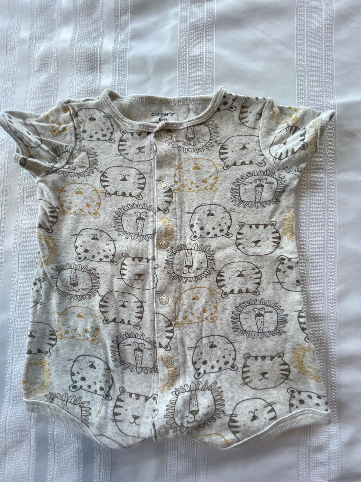 #43 Boys 6 mo Carters romper EUC