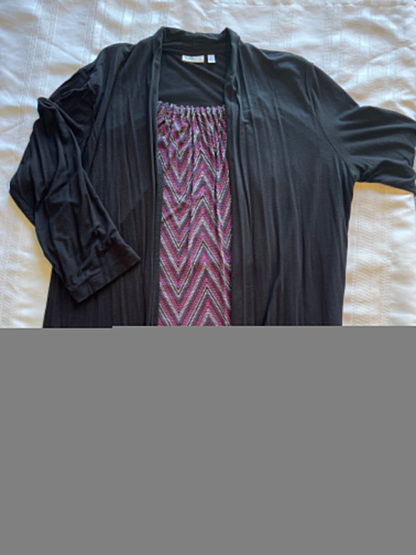 #29 Women’s size L Croft and Barrow shirt EUC