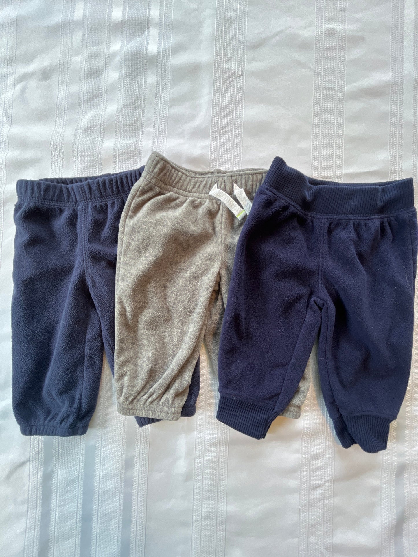 #43 Boys 3 mo pants set of 3 EUC