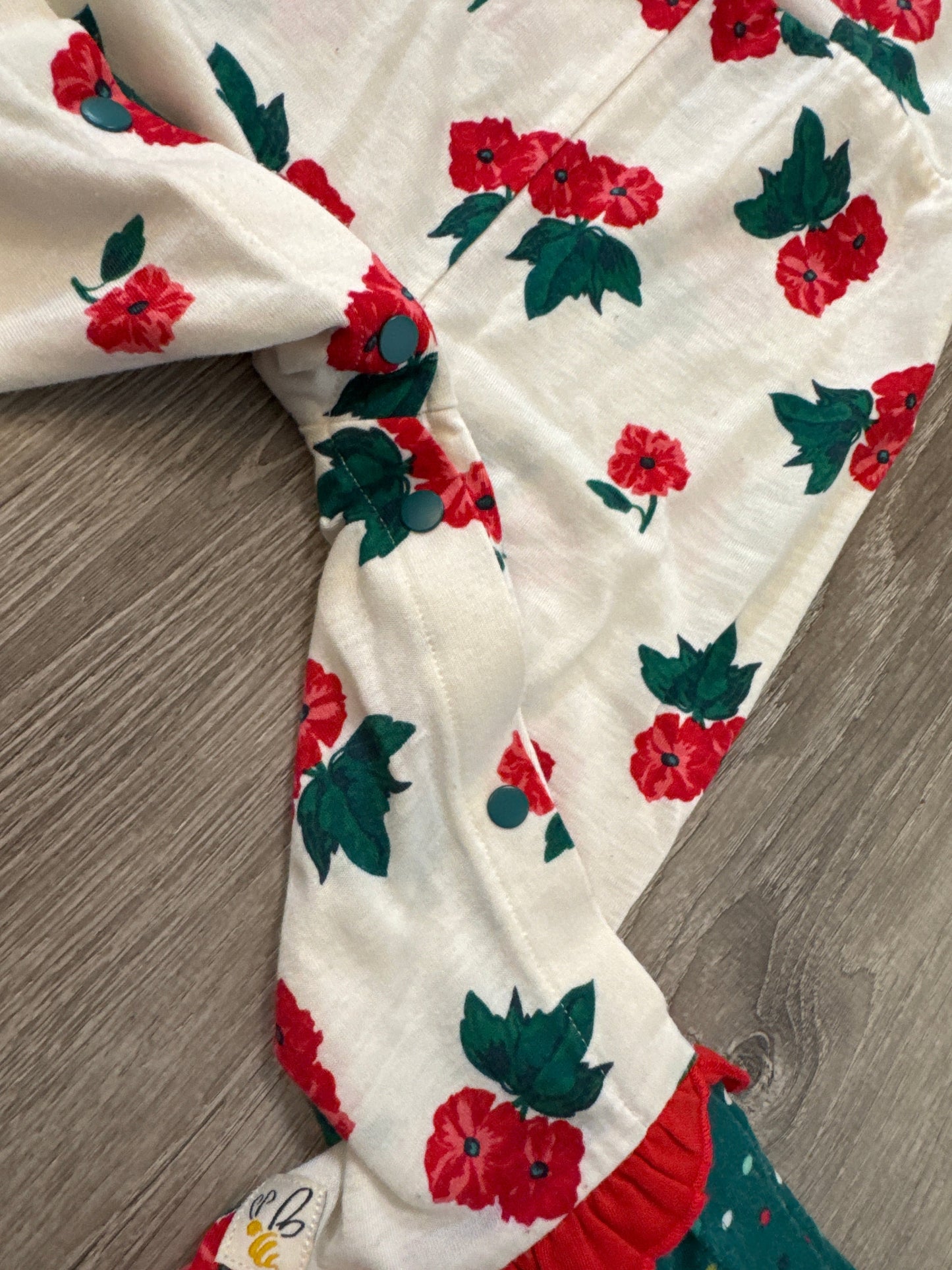 Seller #149 wild flowers size 2 girls Christmas pajamas reduced