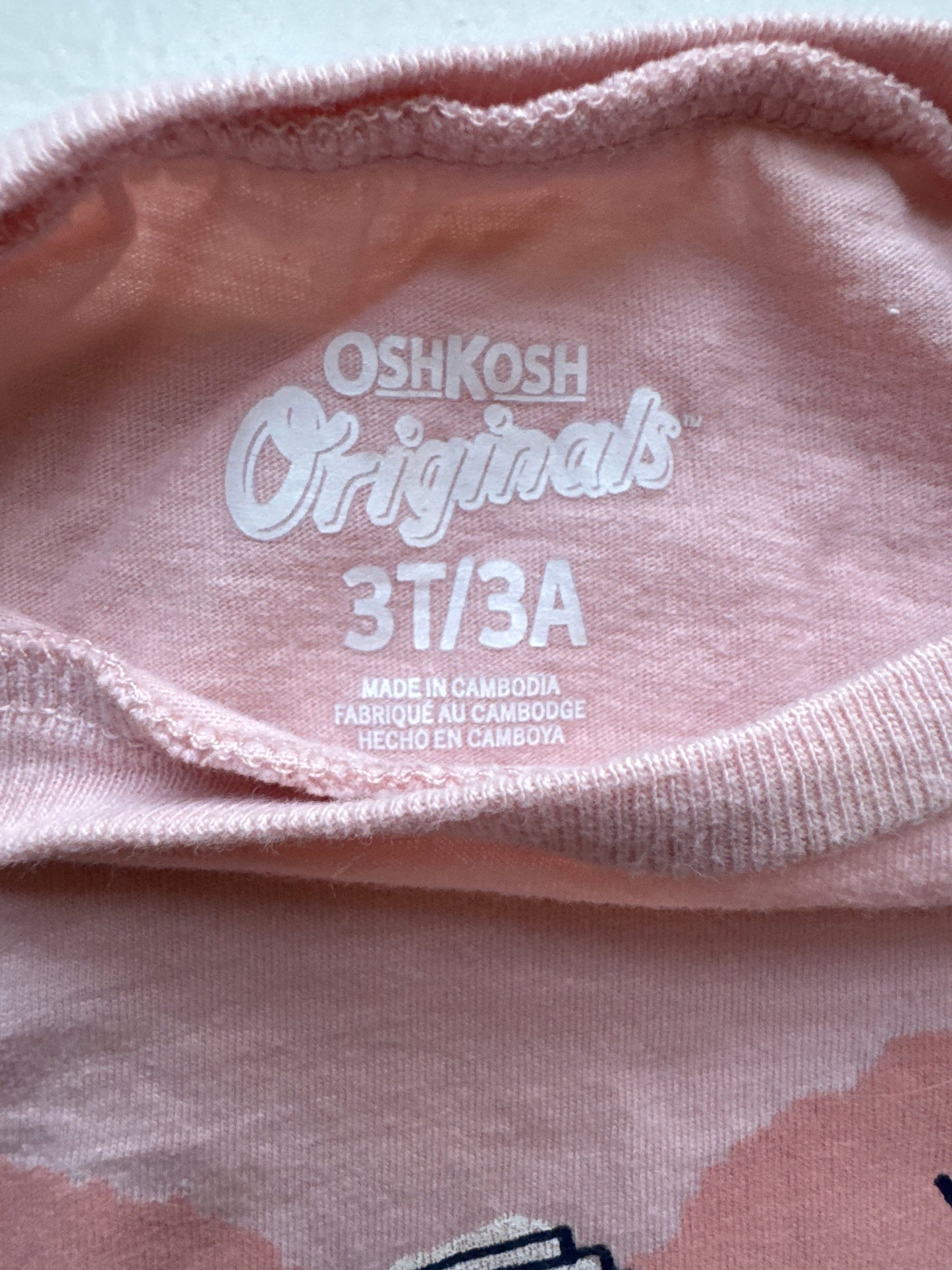 Seller #127 Girls Oshkosh long sleeve shirt size 3T