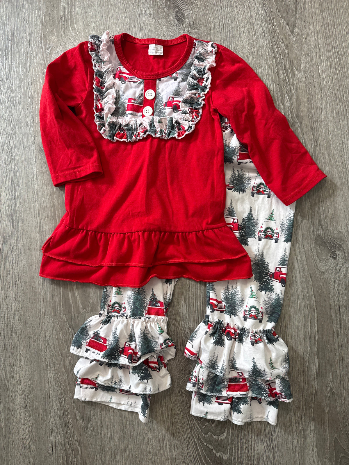 #149 Girls 4T Red Christmas Truck set