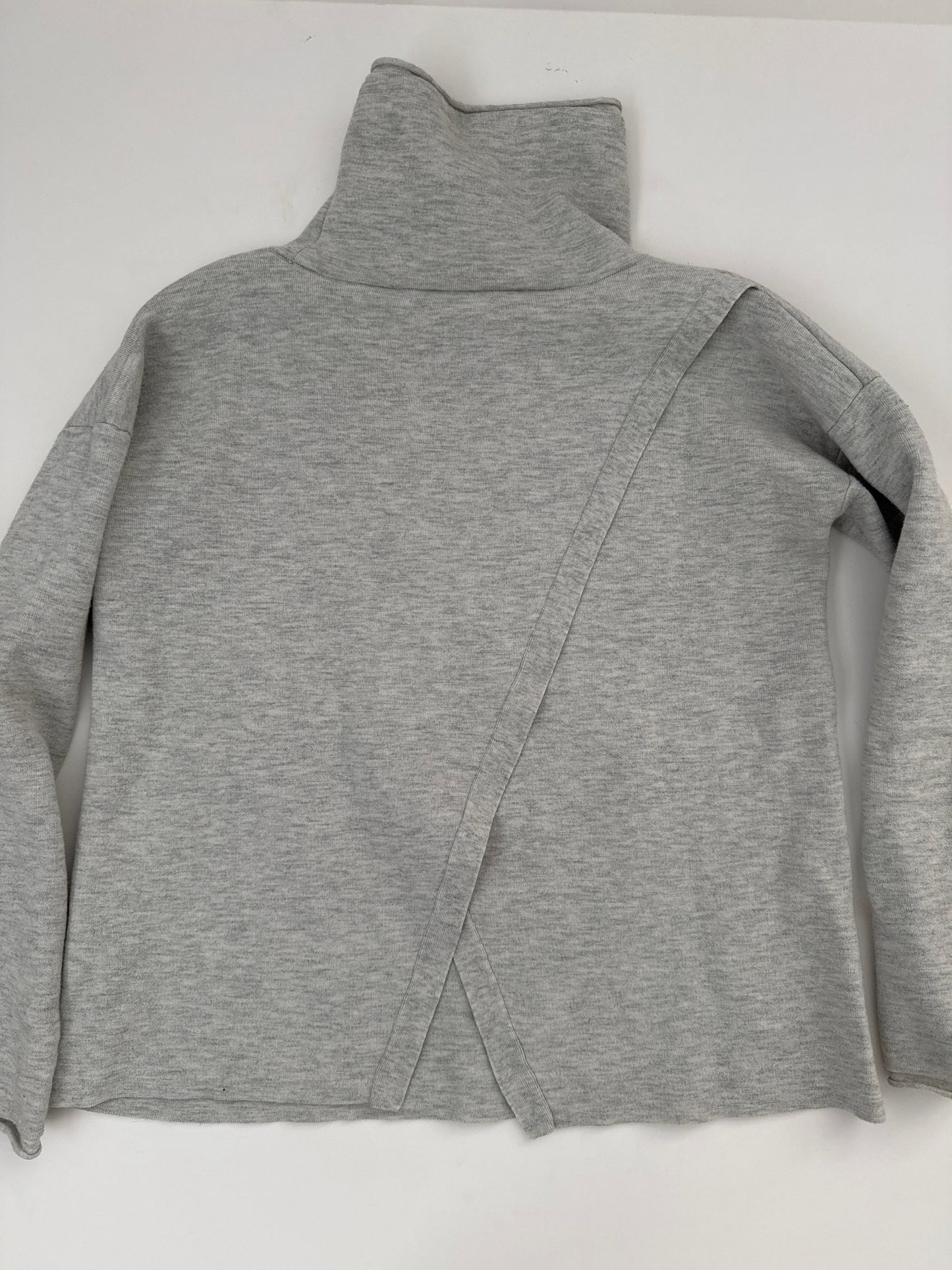 #64 Womens Vineyard Vines Split Back Pullover Size S