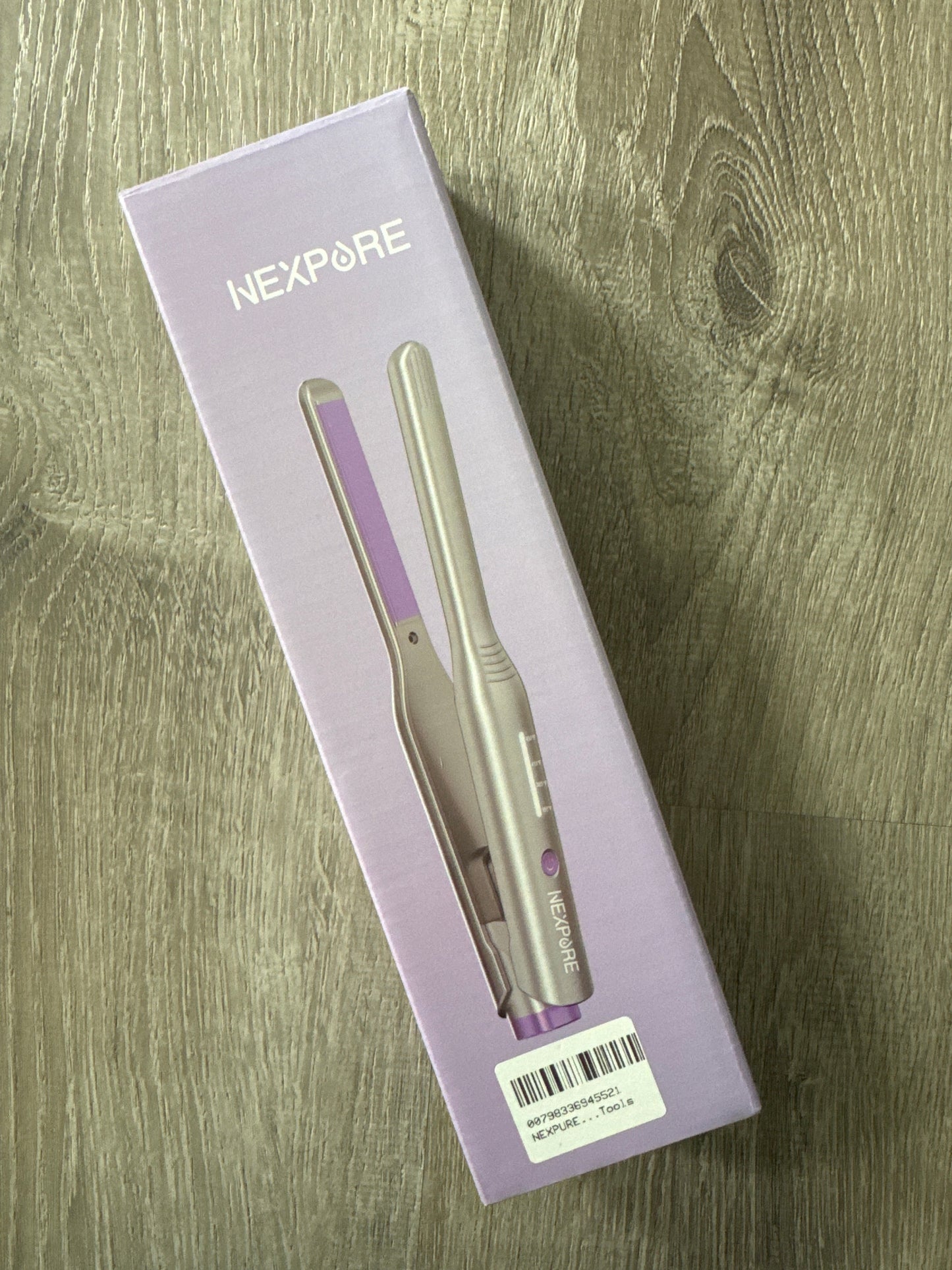 #149 Reduced New in box Nexpure Flat iron