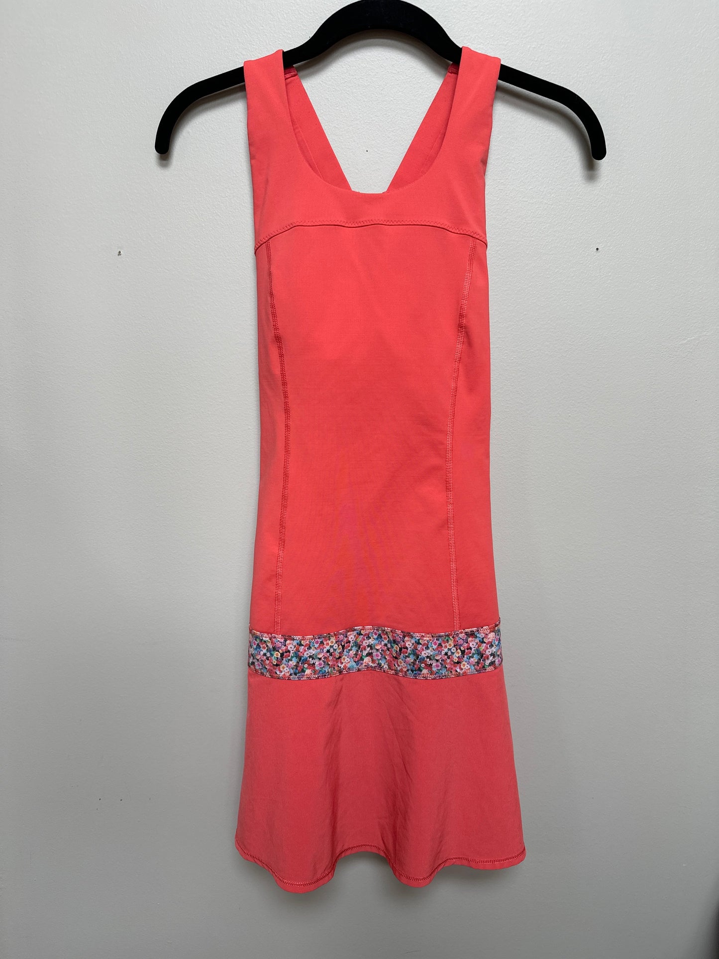 #130 Lululemon Hot Hitter Dress Sz 2 REDUCED