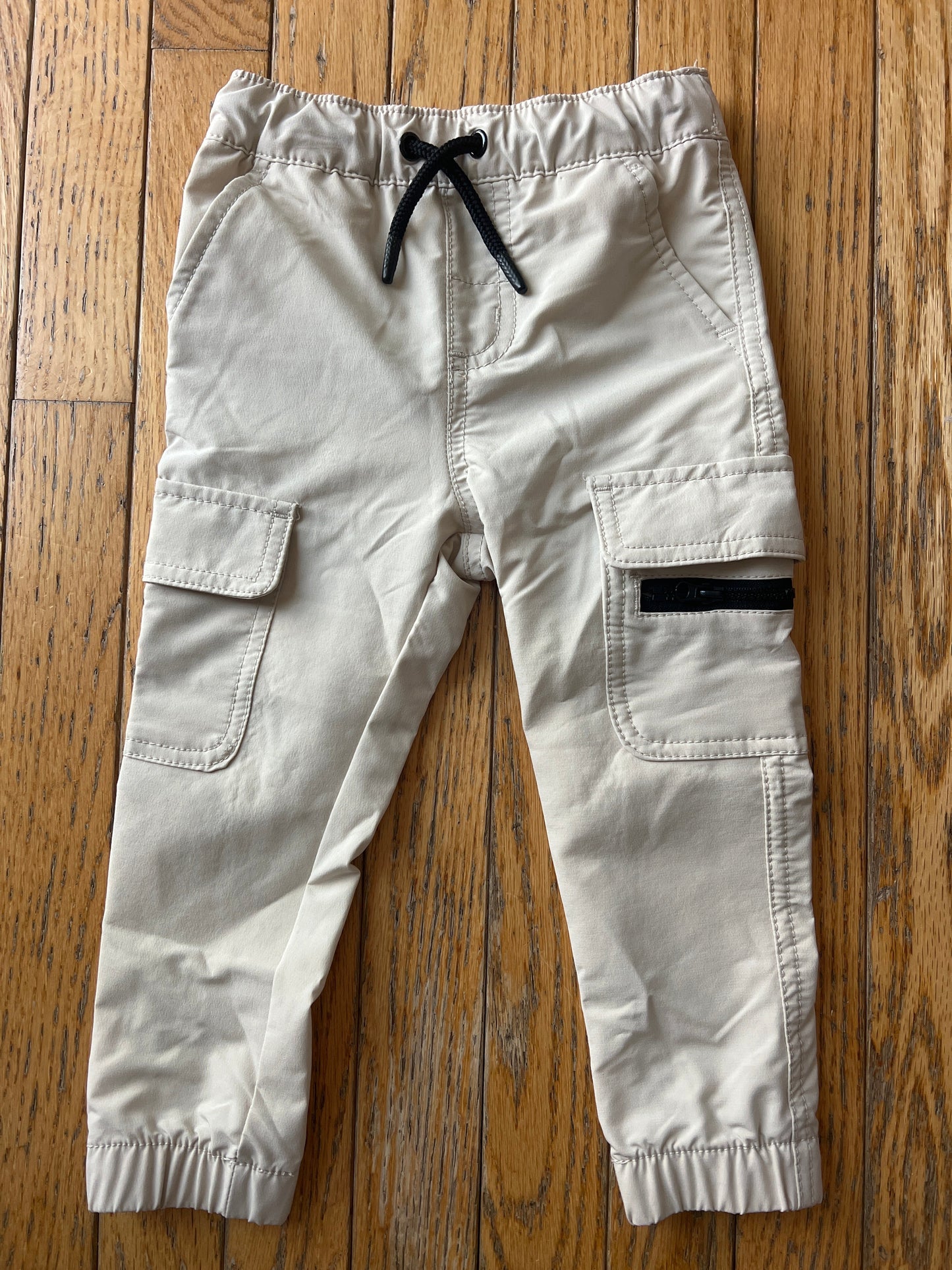 178 cat & jack 2t cargo joggers NWOT