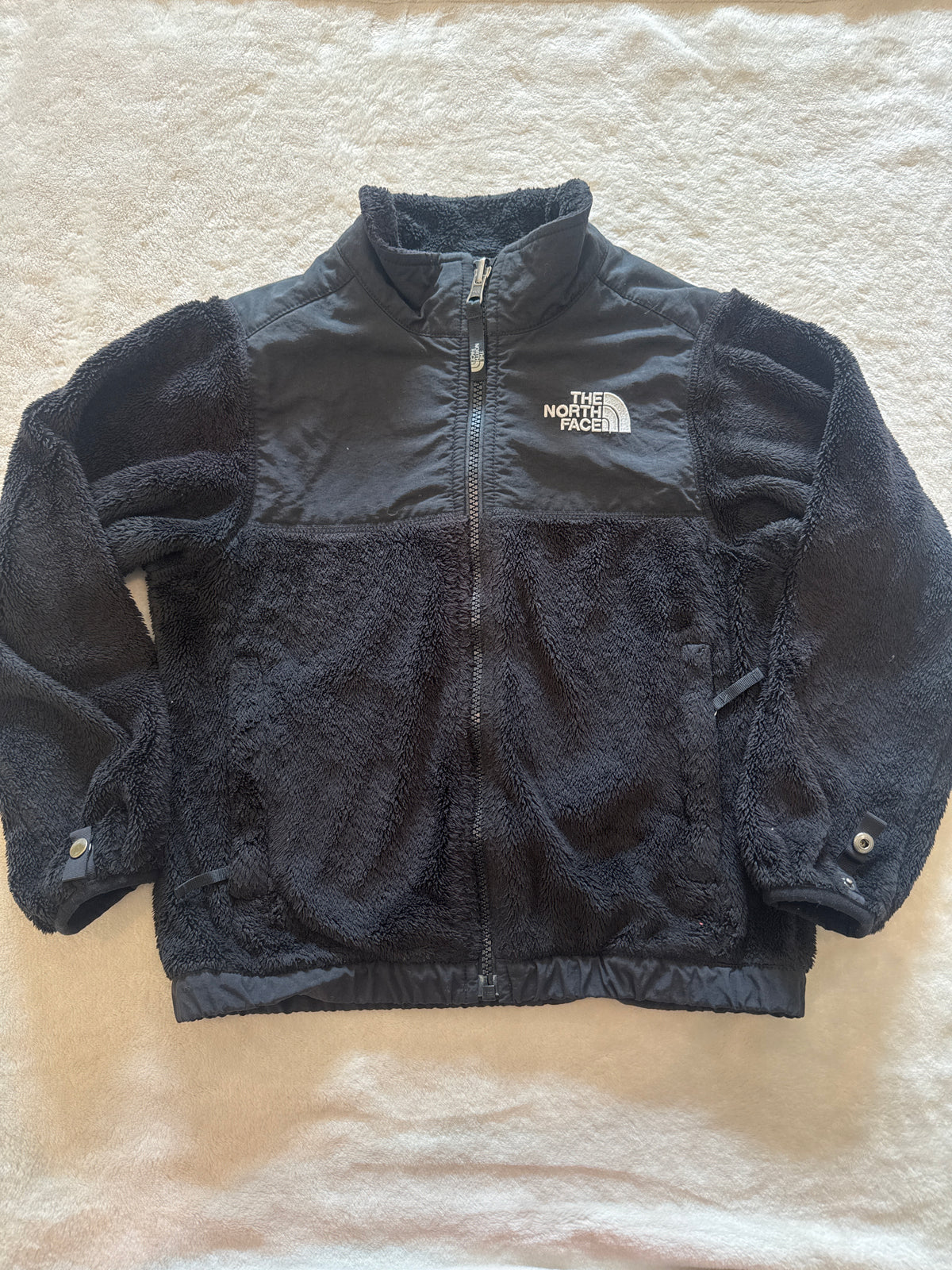 #81 Girls 6 The North Face fleece jacket