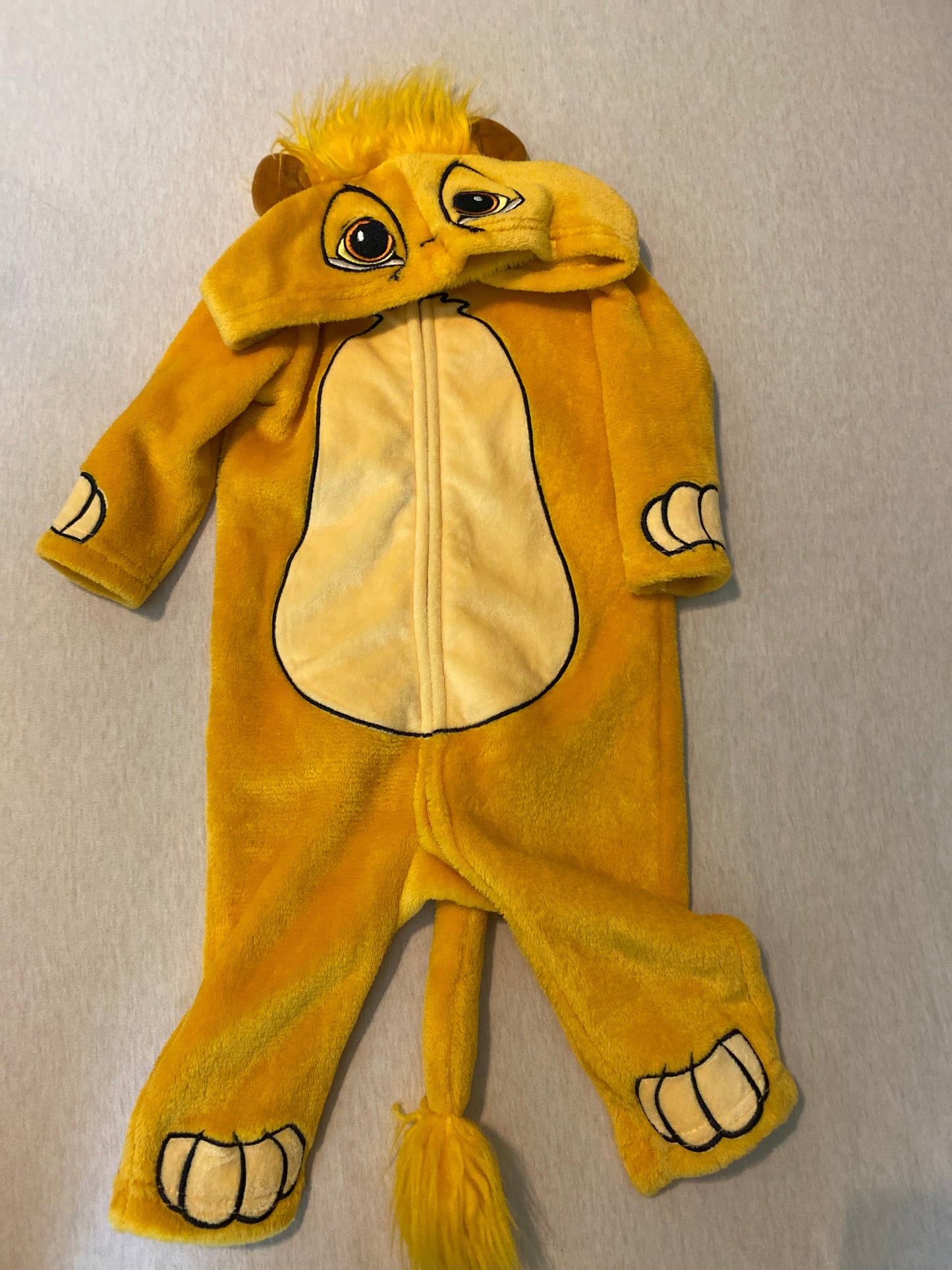 Seller #86 *REDUCED* Lion king simba costume (6-9 month)