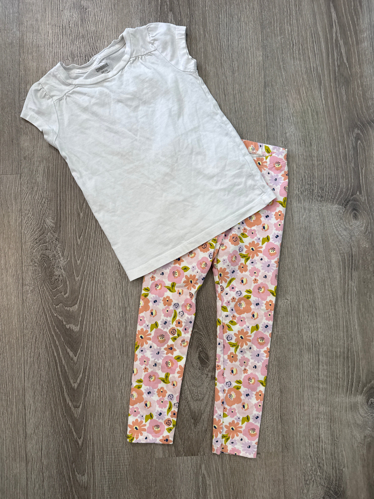 #149 Girls 4 Gymboree shirt and floral leggings