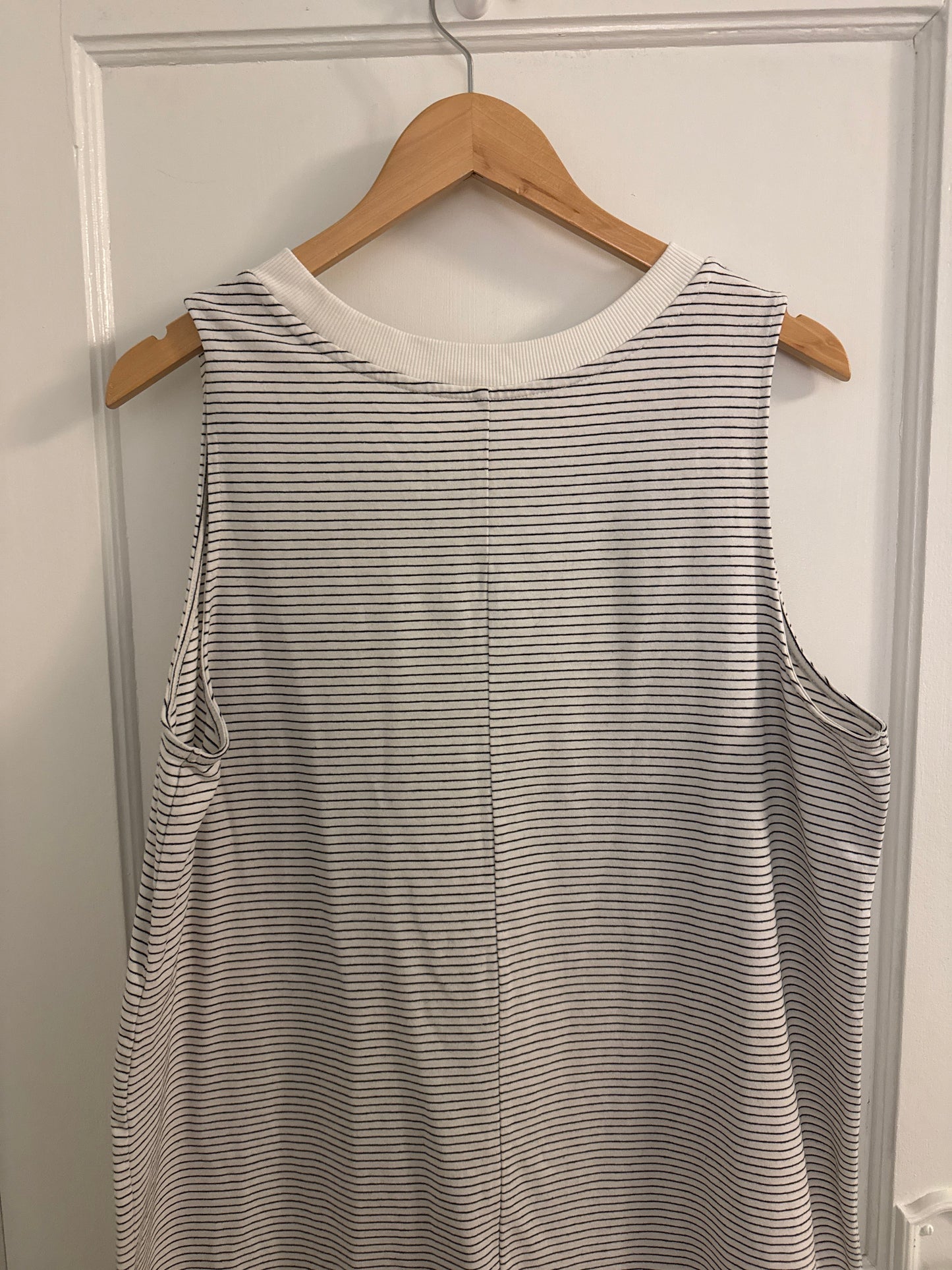 #152 - PRICE REDUCED A New Day Black & White Striped Sleeveless T‑Shirt Dress – XXL