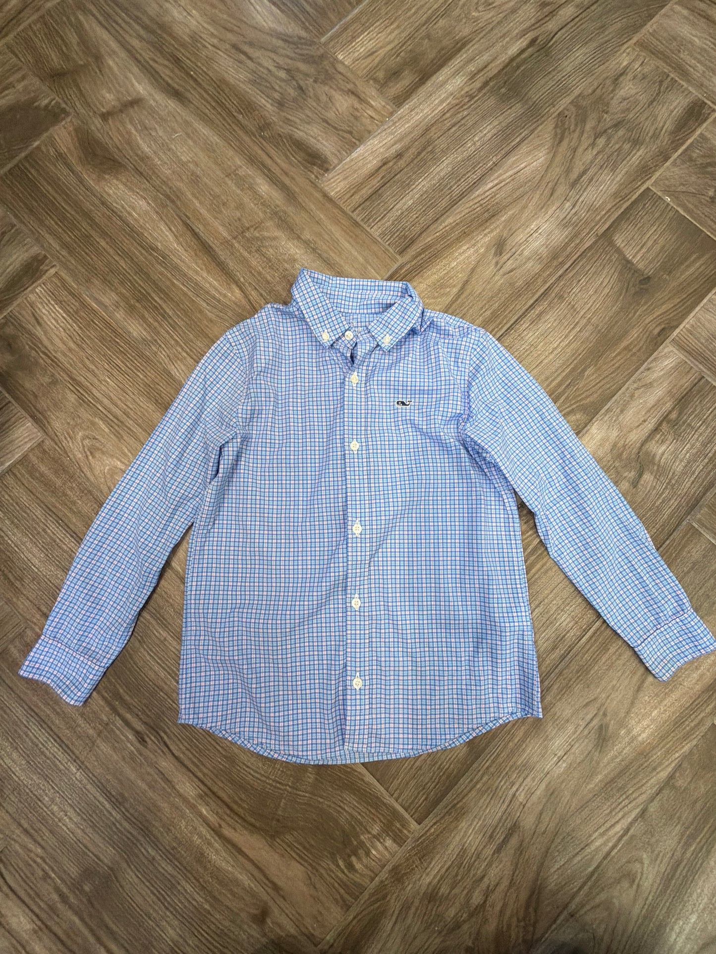 #208 Boys size 6 performance vineyard vines button up