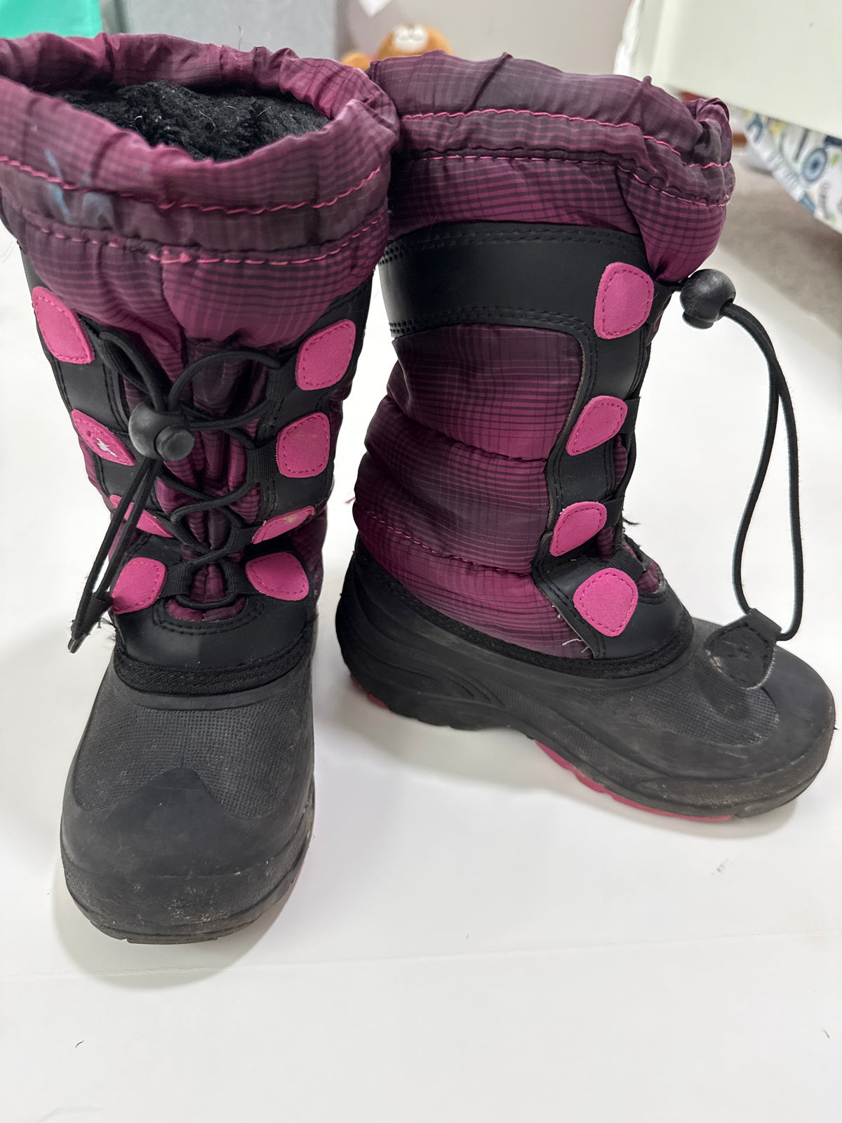 #64 Kamik Snow Boots Size 11