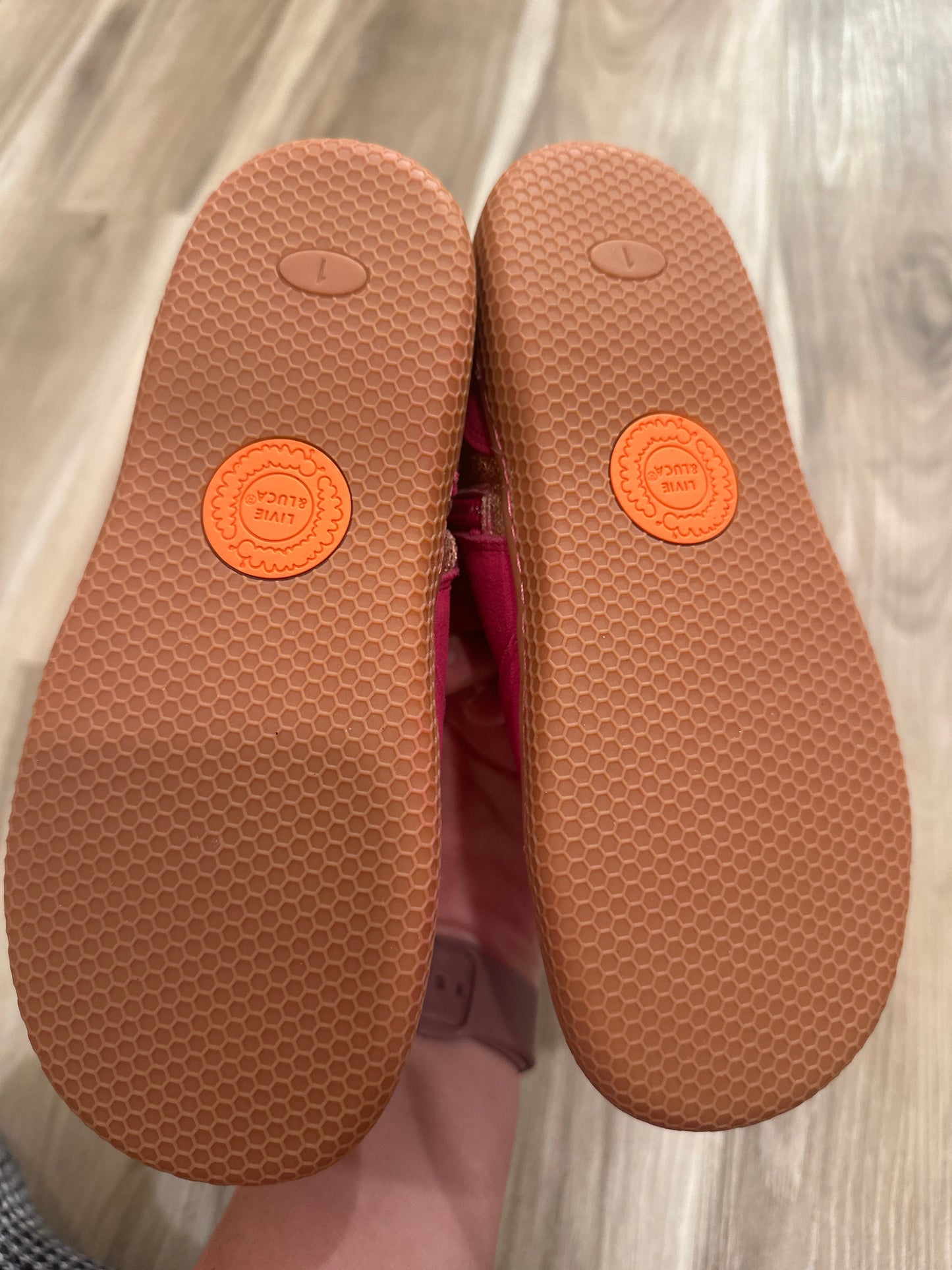 Seller 147 | reduced Girls Livie & Luca size 1Y | New w/out box