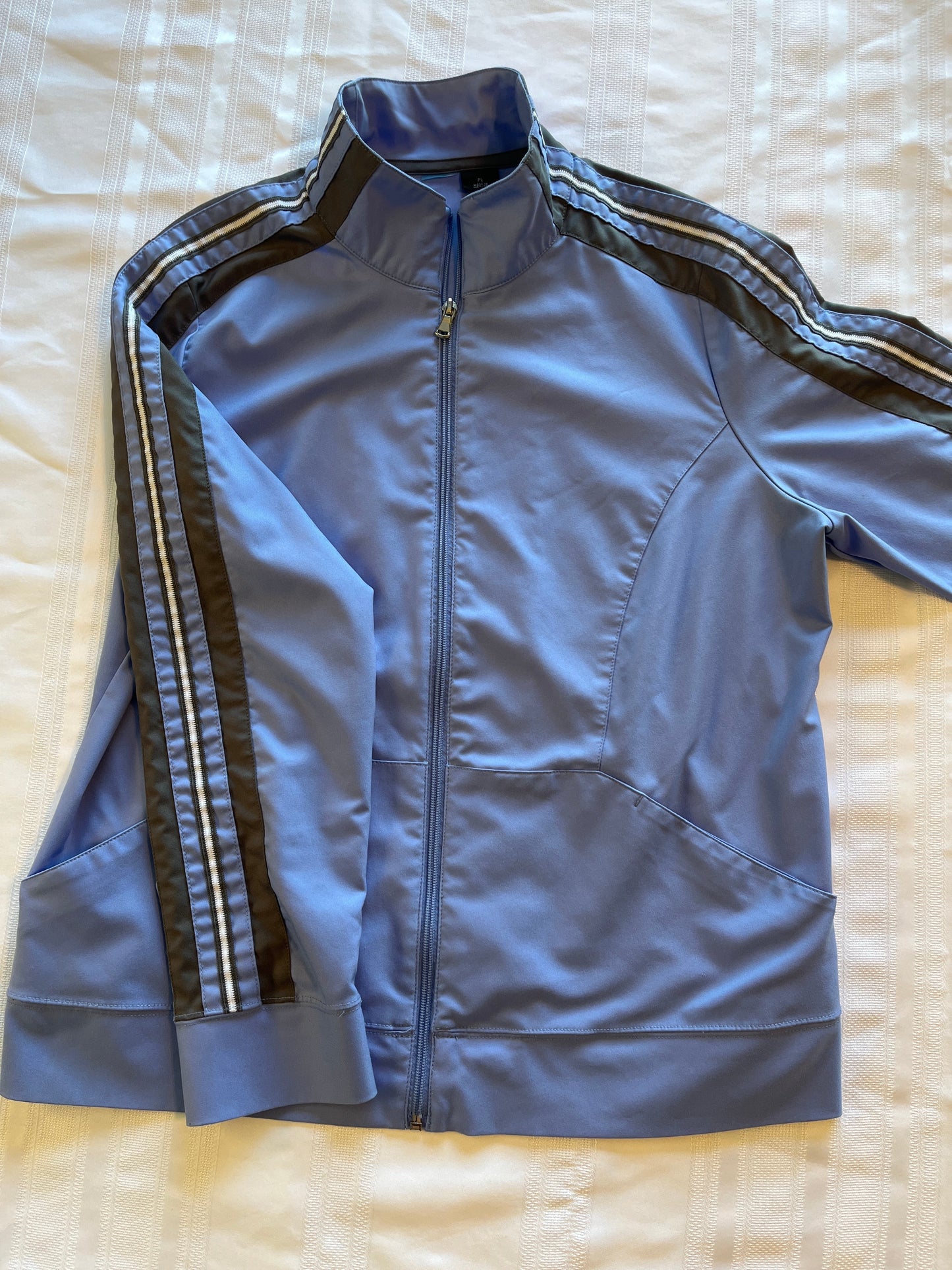 #29 Women’s size PL (runs a little small) track jacket. EUC