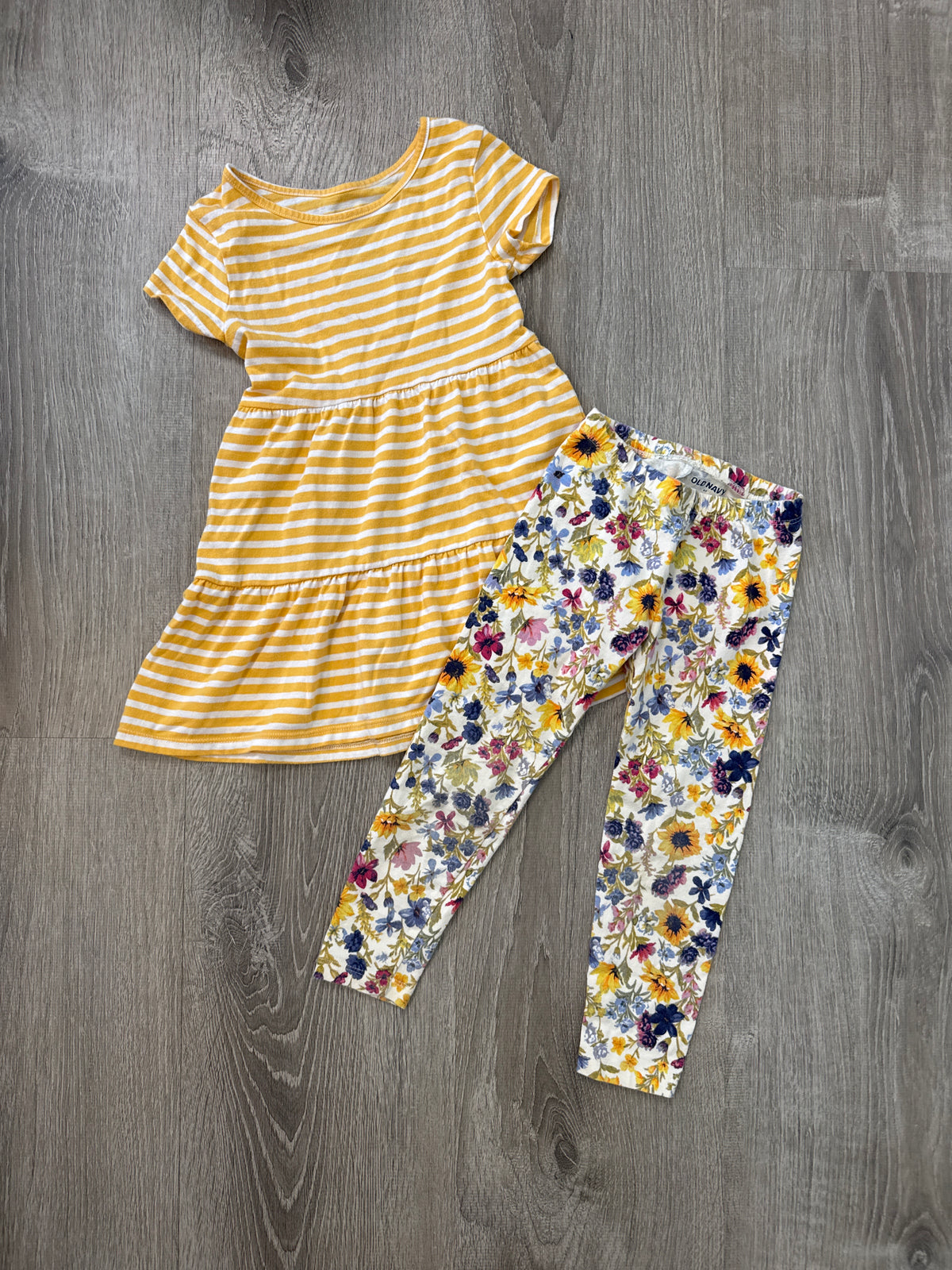 #149 Girls 4T gold striped dress and fall floral leggings