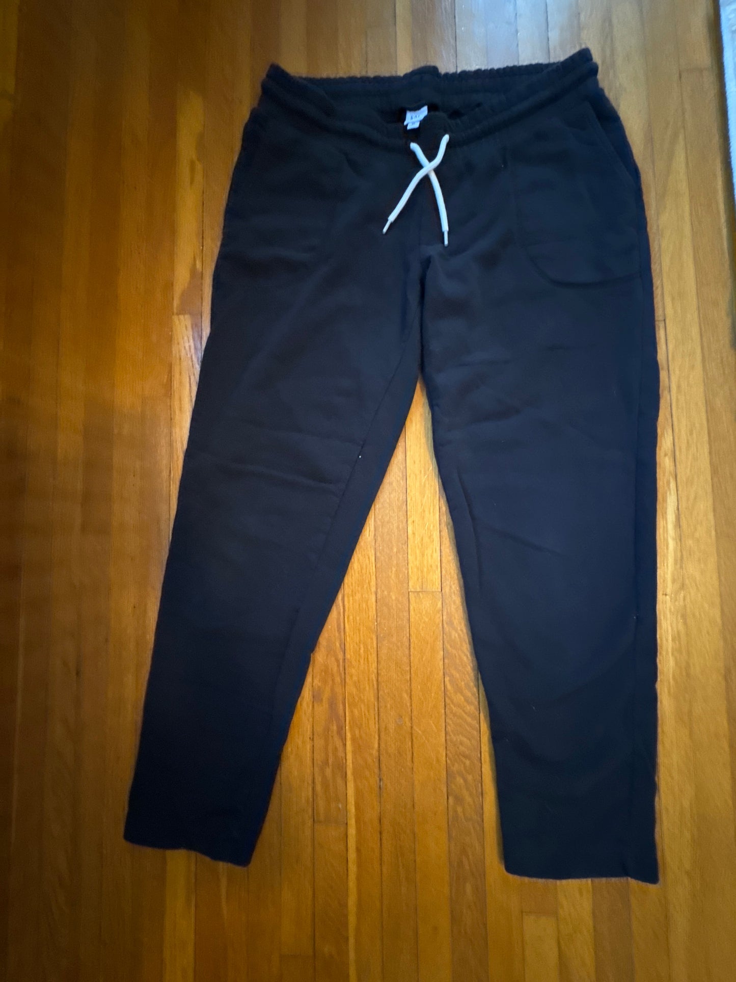 Seller #127 GAP maternity sweat pants Size Small