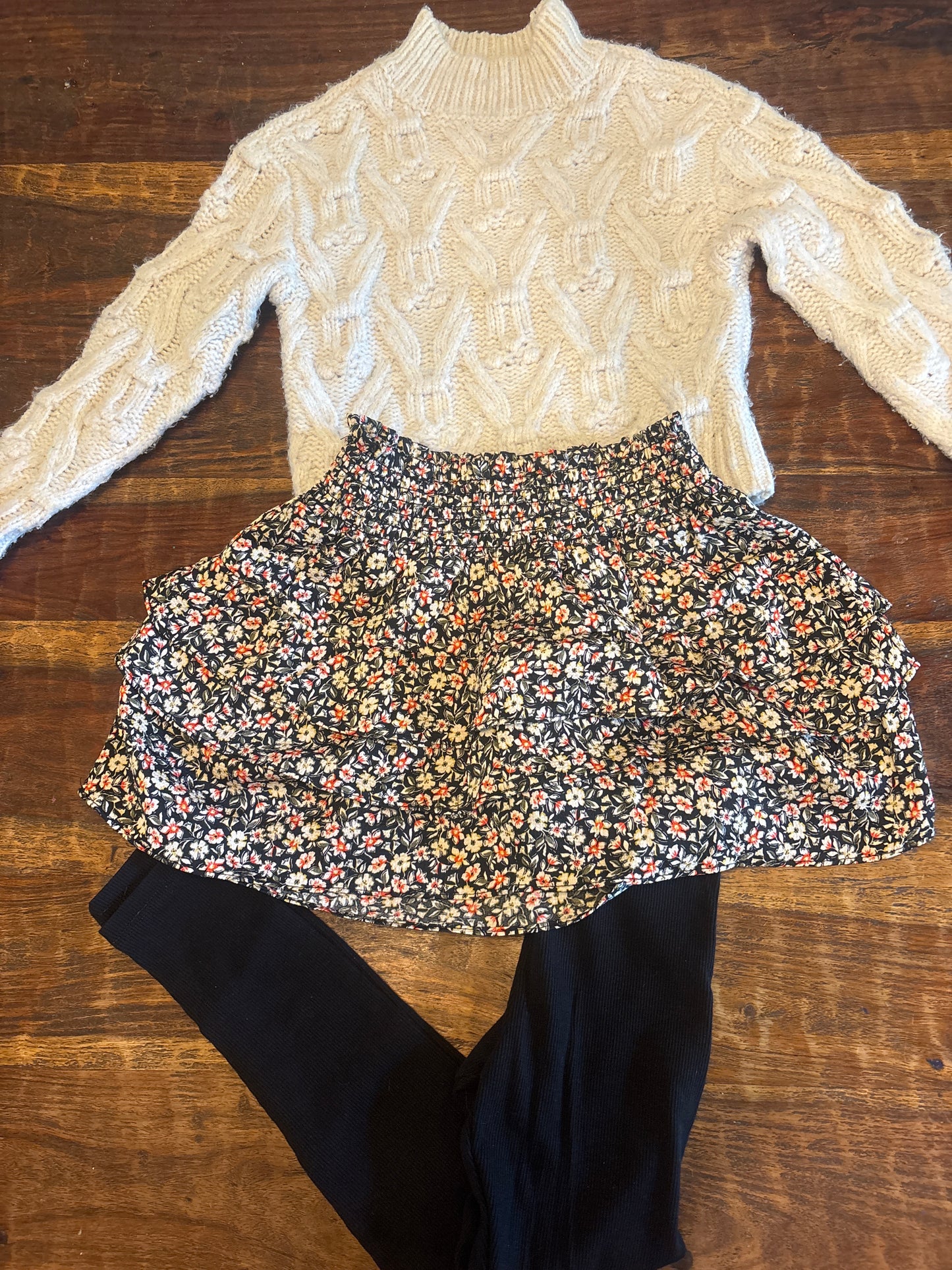 #182 size 6 fall outfit *see details
