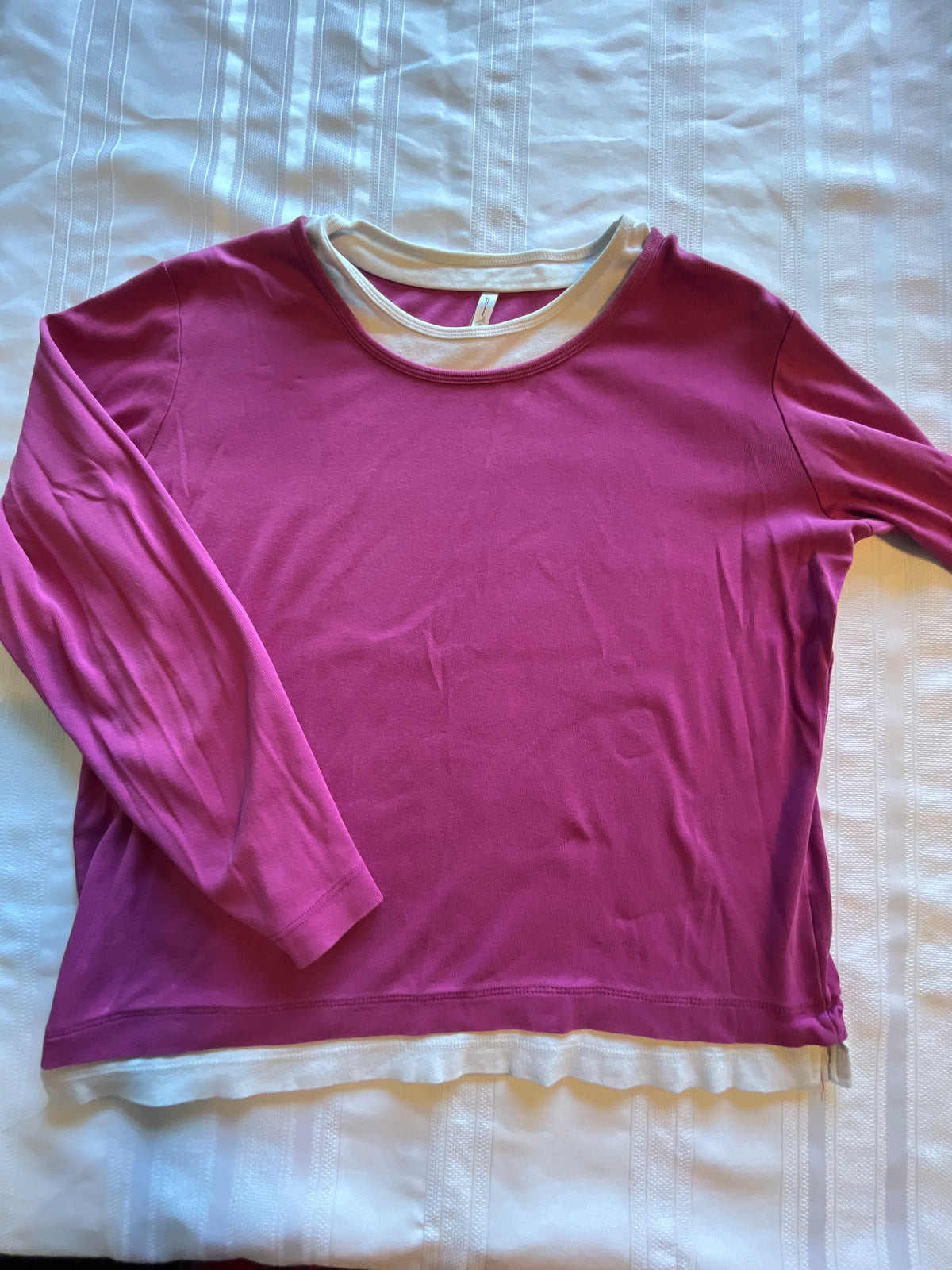 #43 Women’s Medium shirt VGUC