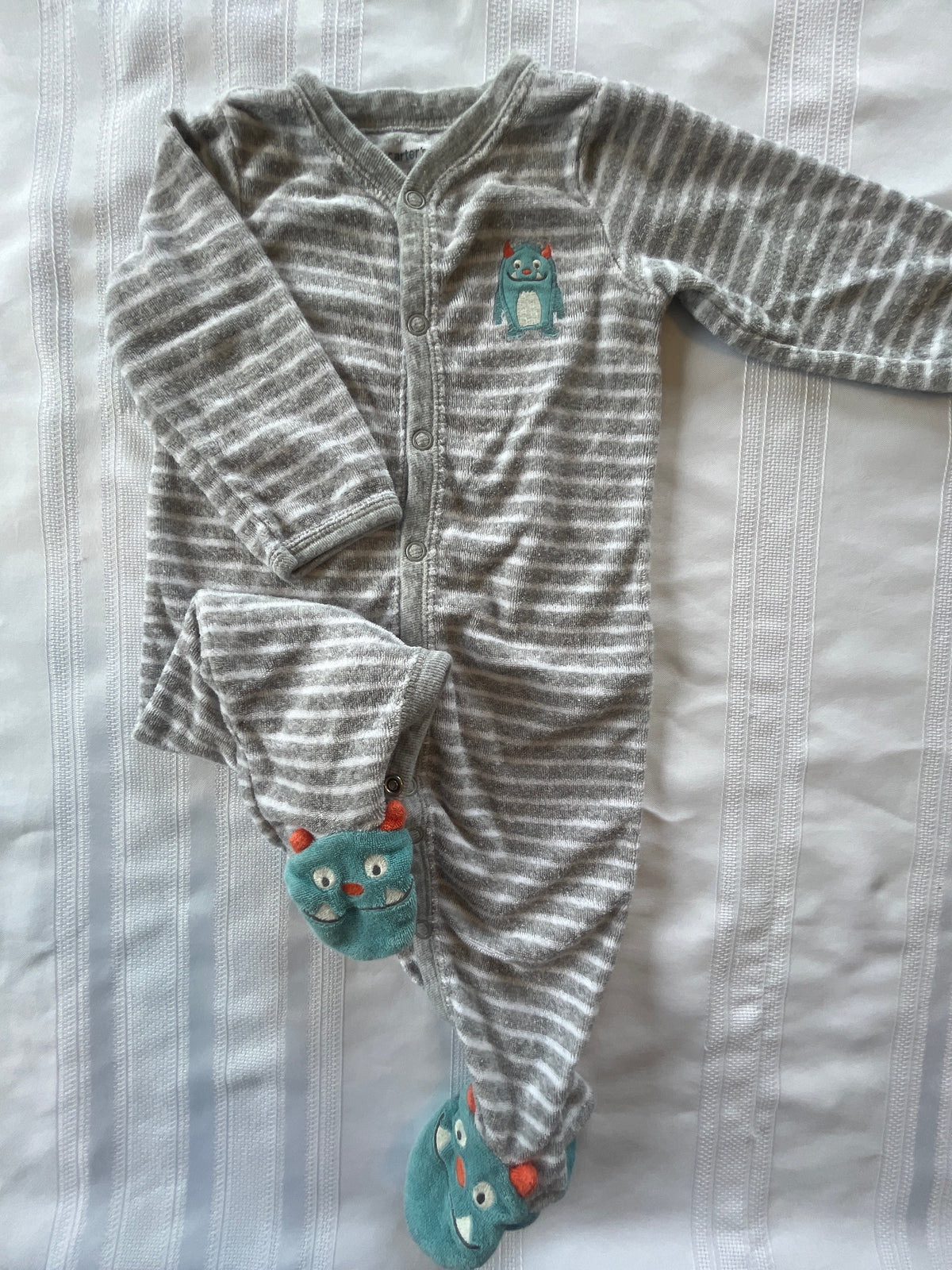 #43 Boys 6 mo footed romper EUC