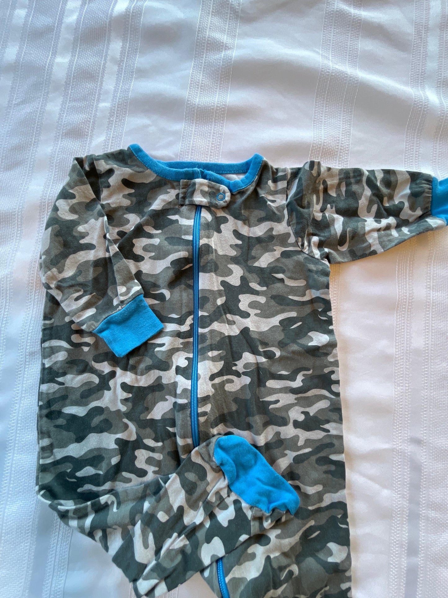 #43 Boys 3-6 mo footed camp romper EUC