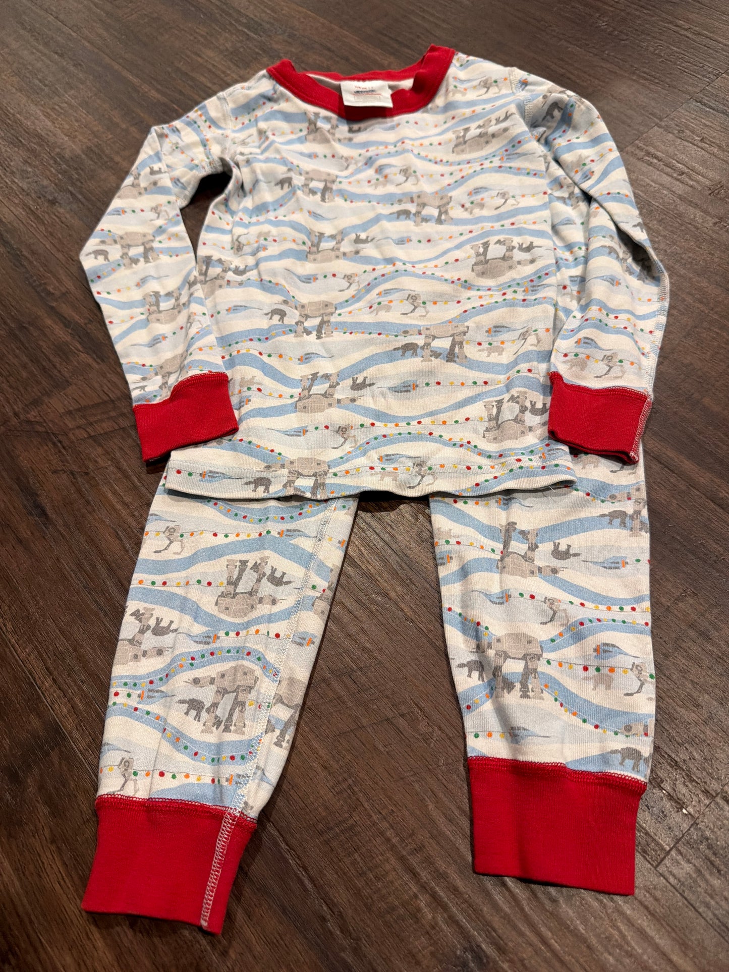 #107 Disney Star Wars Hanna Andersson size 5 pajama set