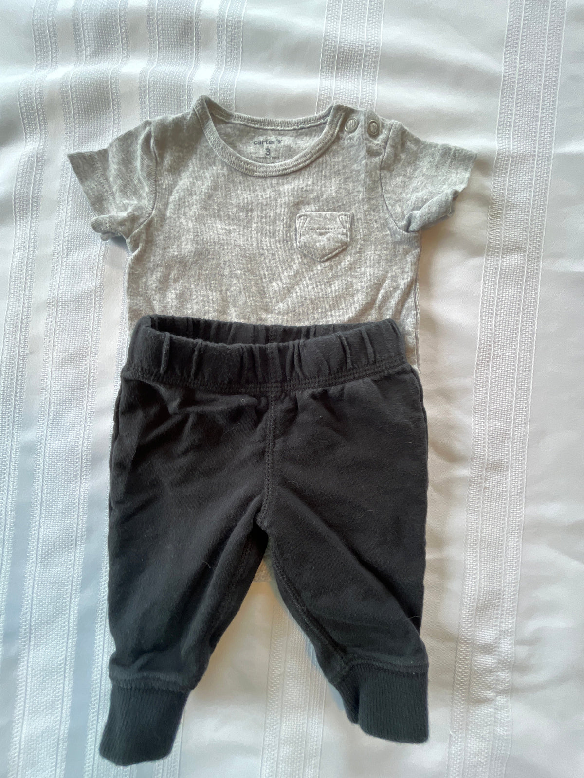 #43 Boys 3 mo 2 piece outfit EUC