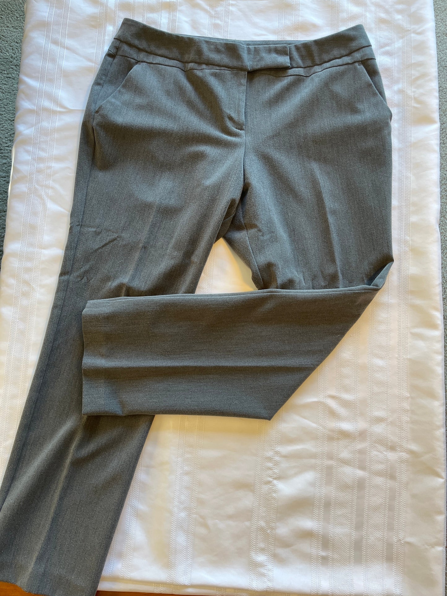 #29 Women’s size 14P worthy from dress pants VGUC
