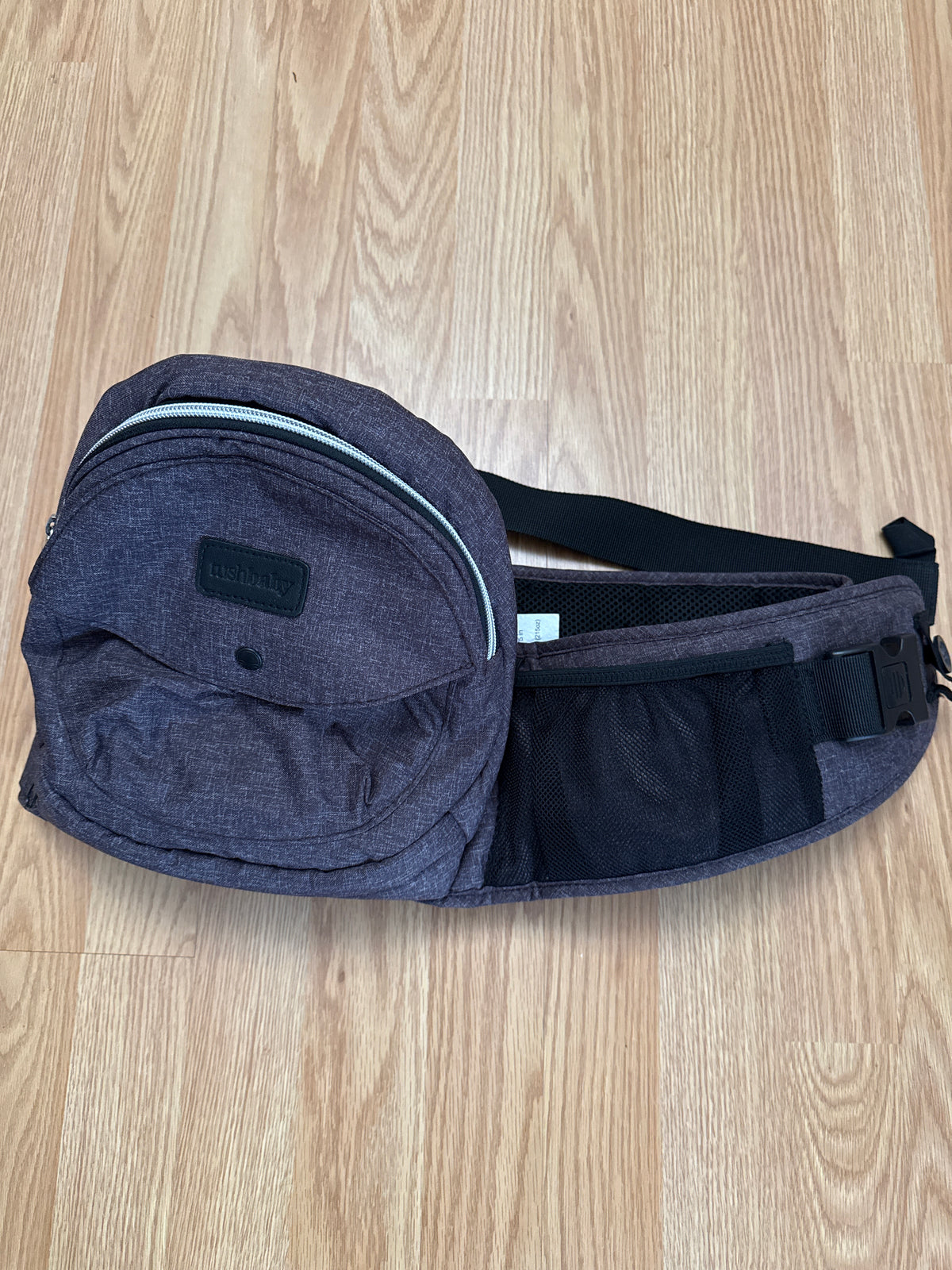 #87 Tushbaby hip carrier EUC