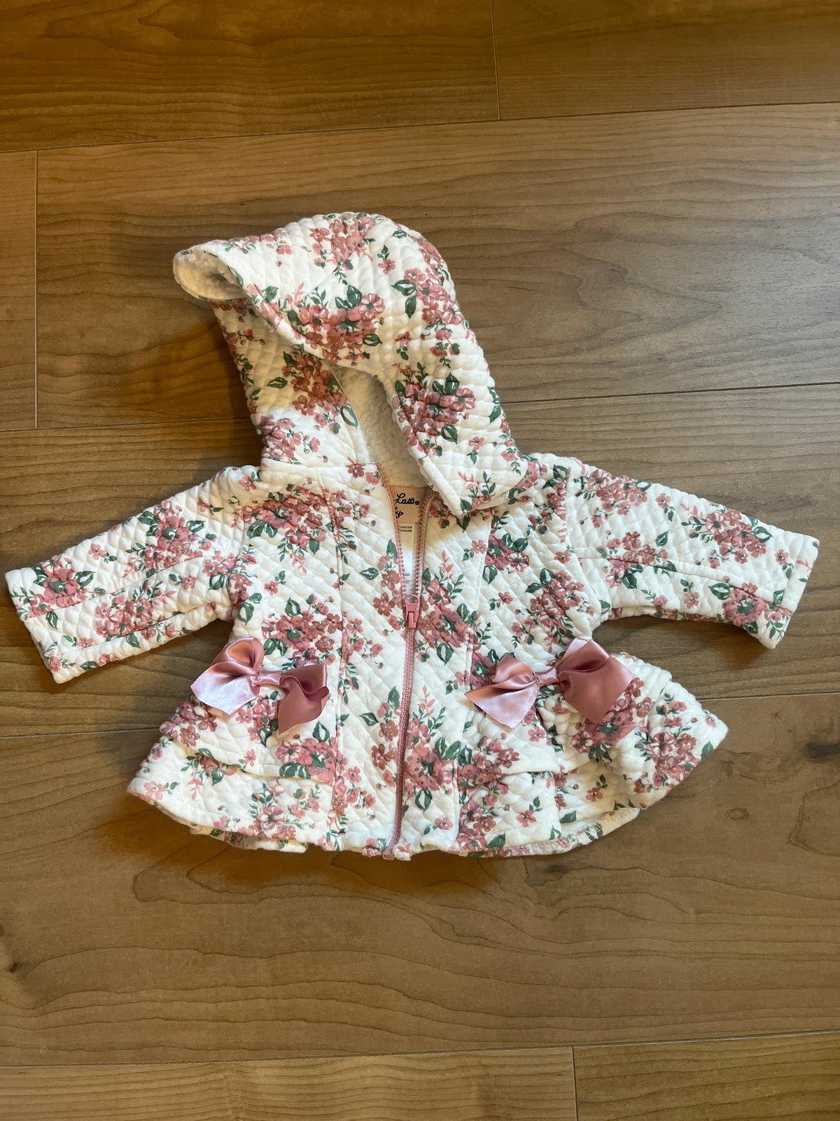 #195 NWOT Girls 0-3 month Jacket with long sleeve onsies