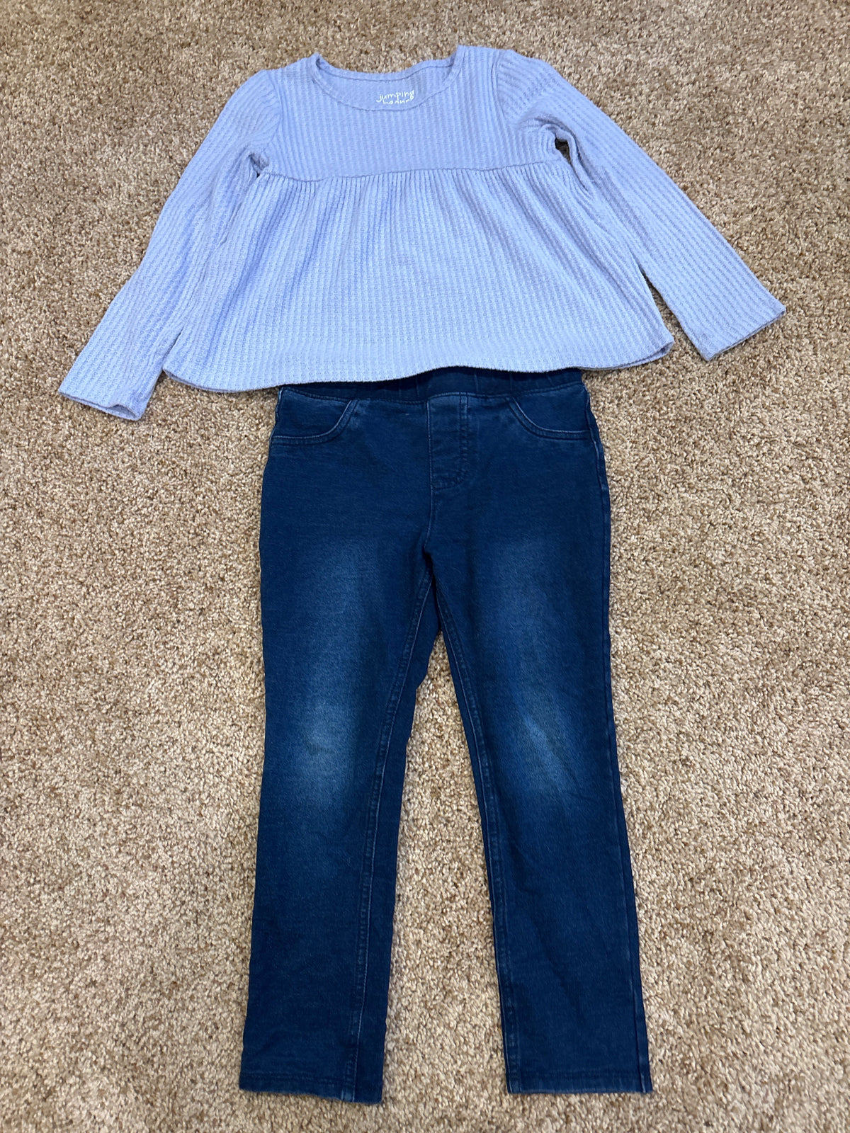 #47 girls 5T Jumping Beans outfit
