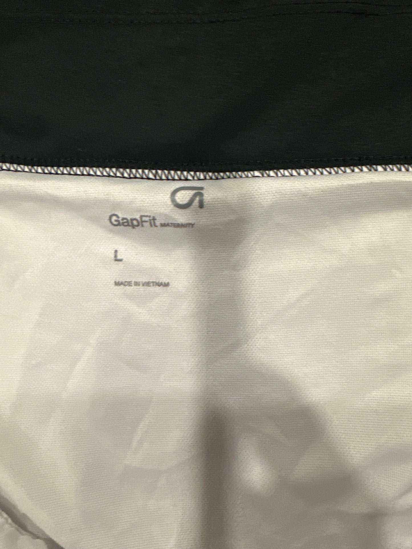 Seller 125, maternity running shorts, large