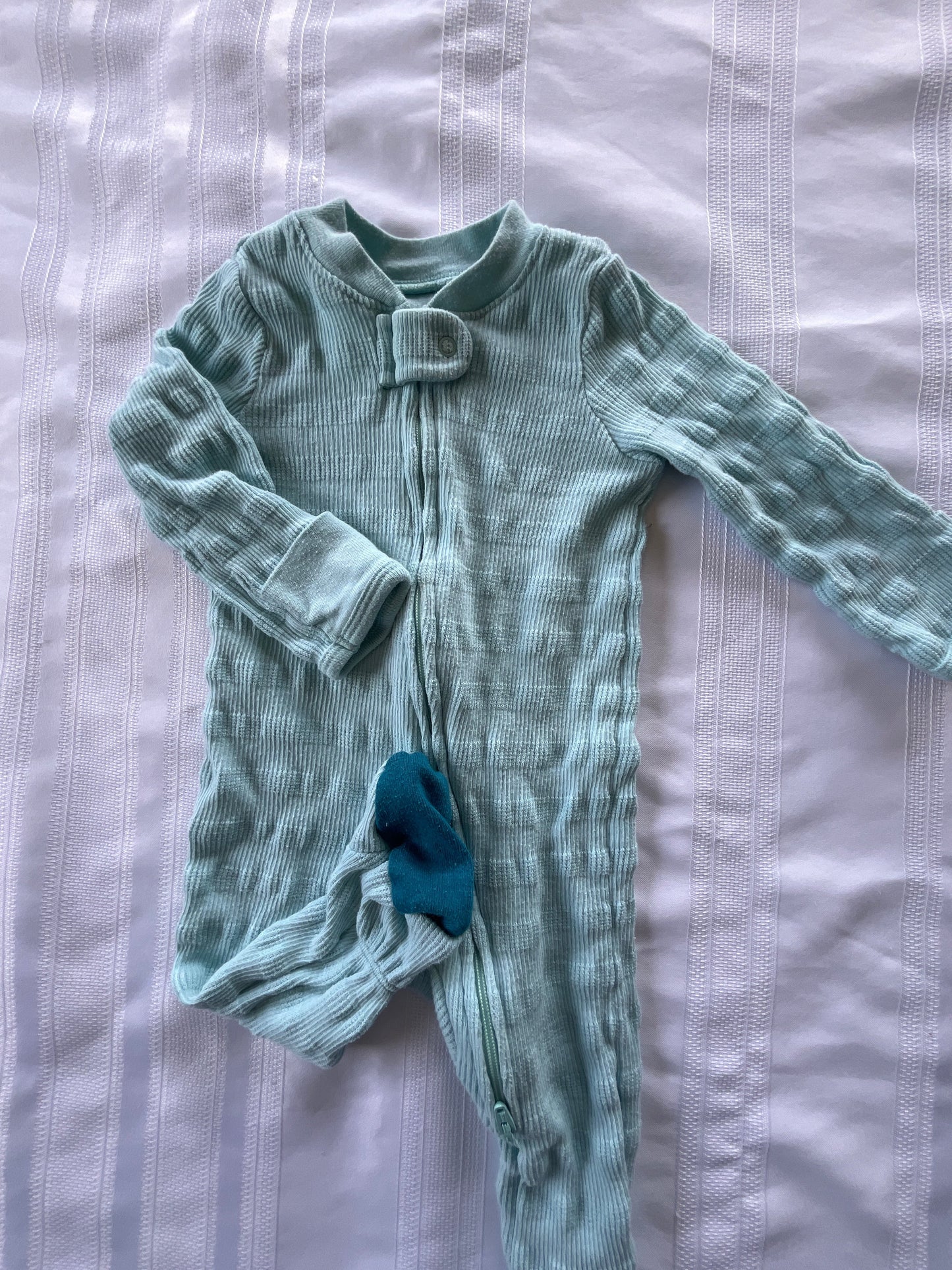 #43 Boys/girls 0-3 mo Cloud Island footed romper VGUC