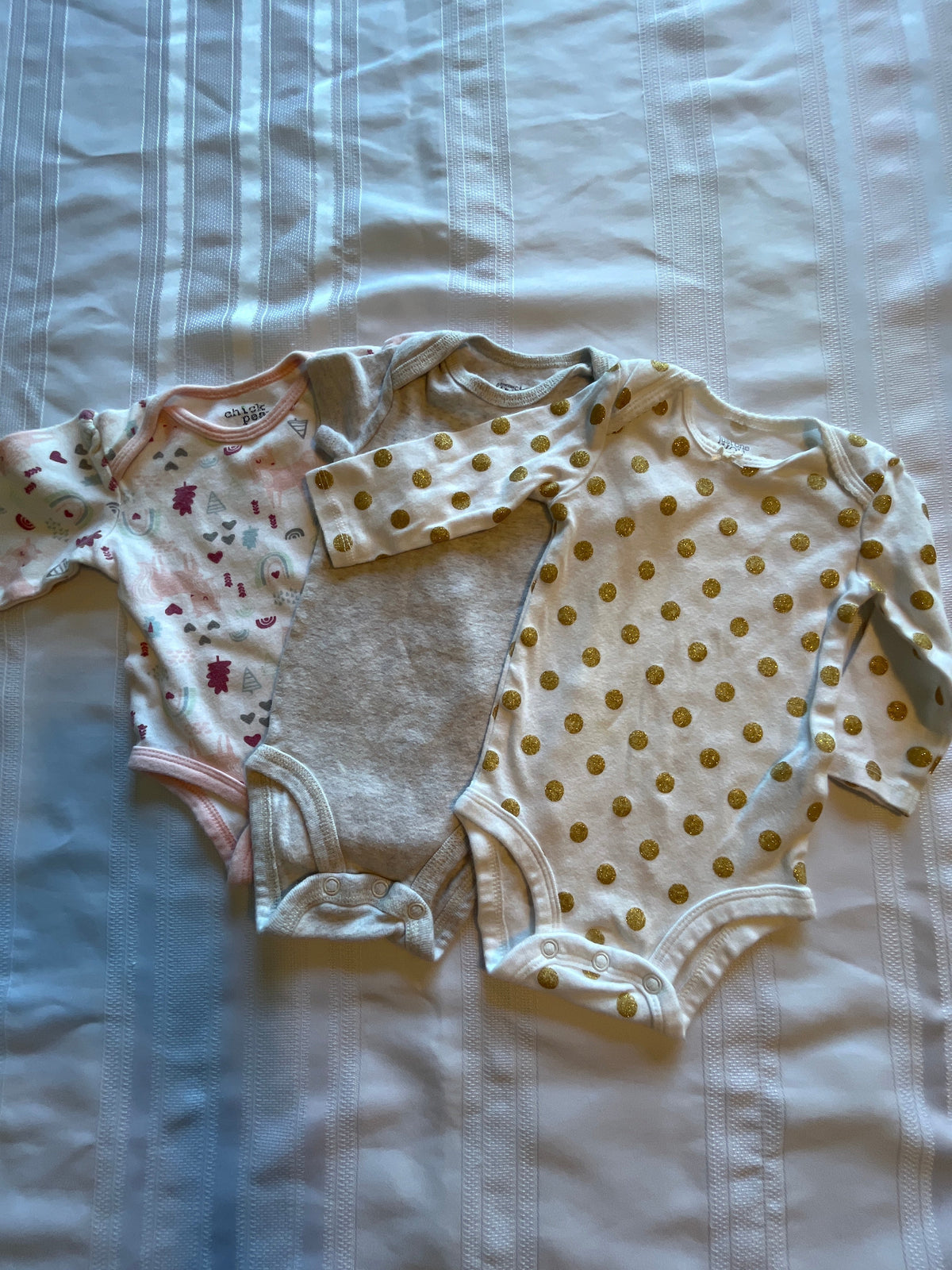 #43 Girls 0-3 months onesies set of 3 EUC
