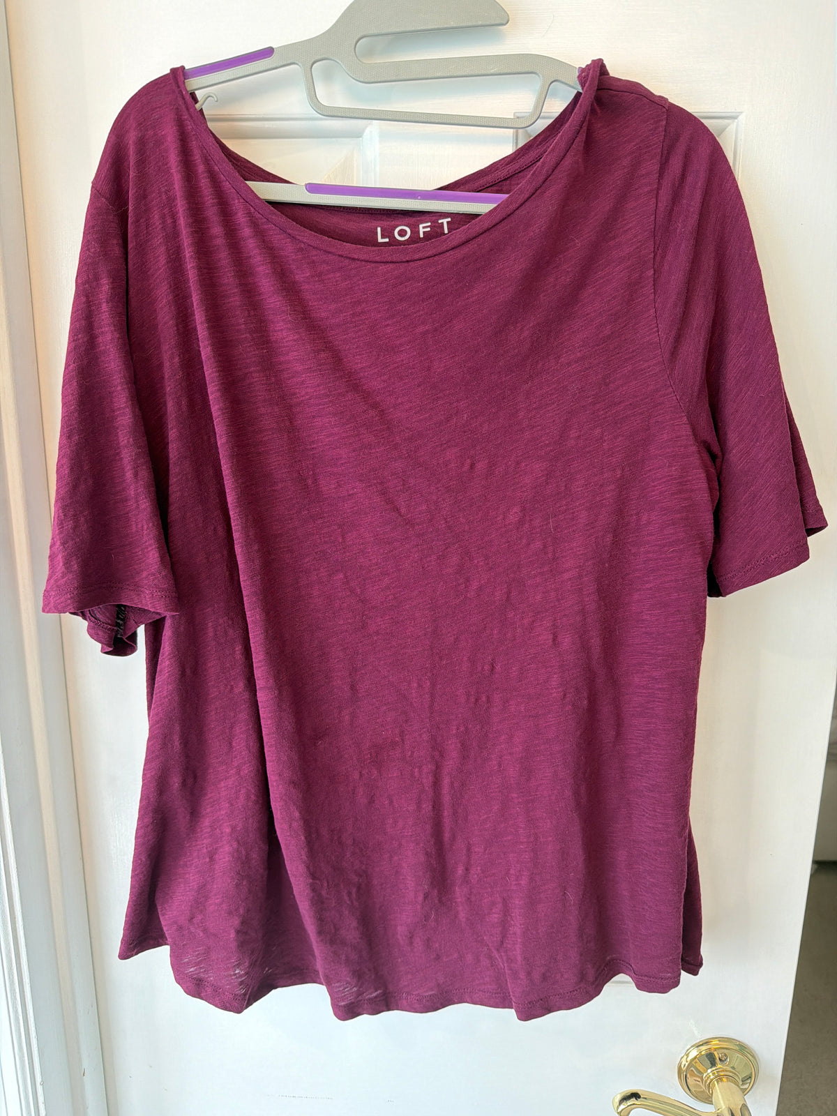 #47 women’s loft maroon tshirt. Xl
