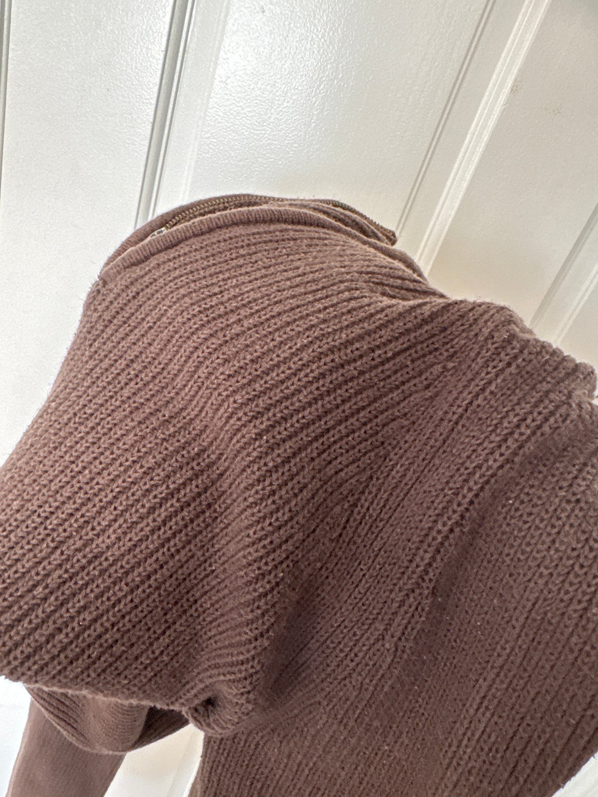 #149 Men’s M Express 100% cotton Brown quarter zip sweater