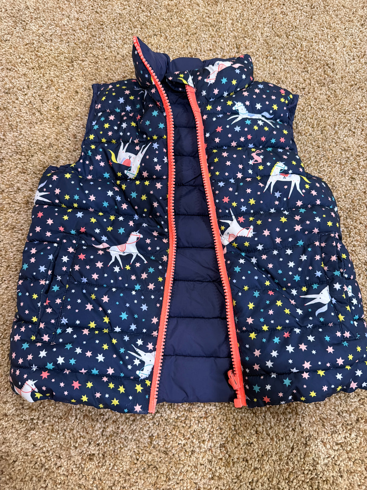 #47 girls 4, joules puffer vest, unicorn, reversible to navy