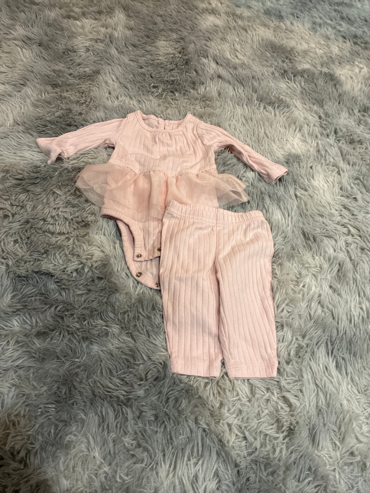 SCO46-carters-2 piece pink tutu outfit-girls-0-3 months