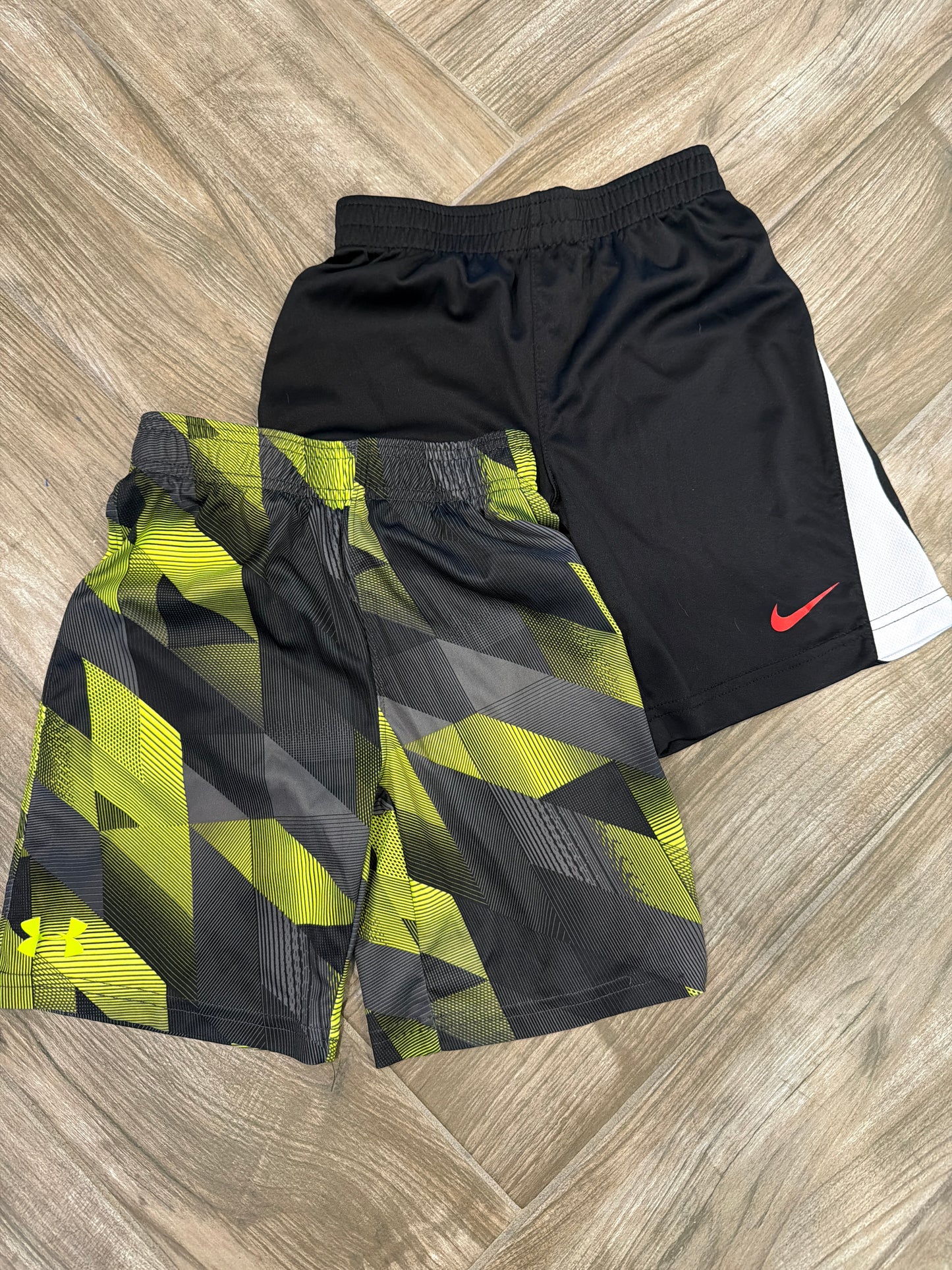 #208 Boys size 7 athletic shorts
