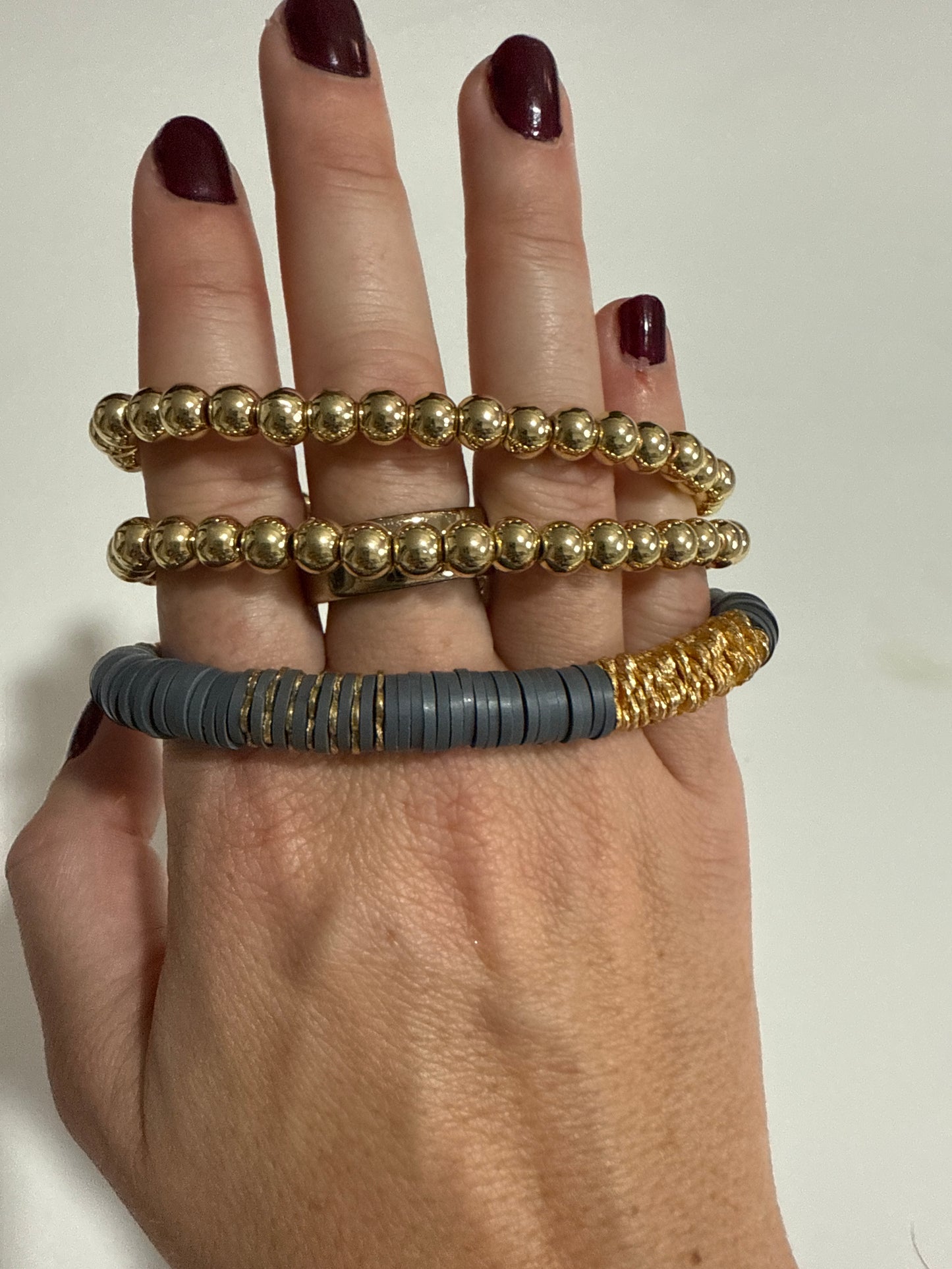 #96 Womens Gold and Gray Bracelet Set