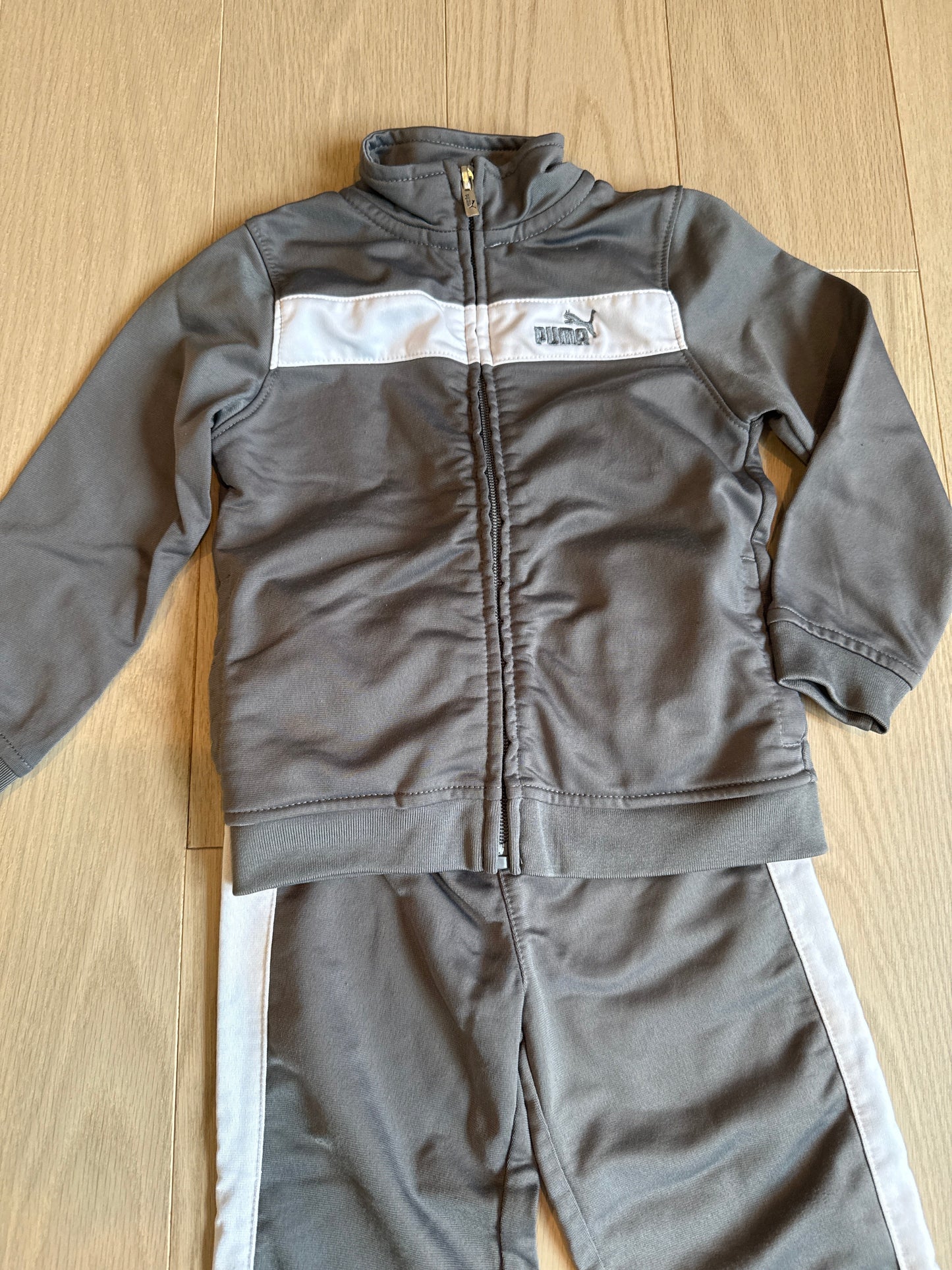 Seller #216 Boys Puma grey track suit, sz 24 mos EUC